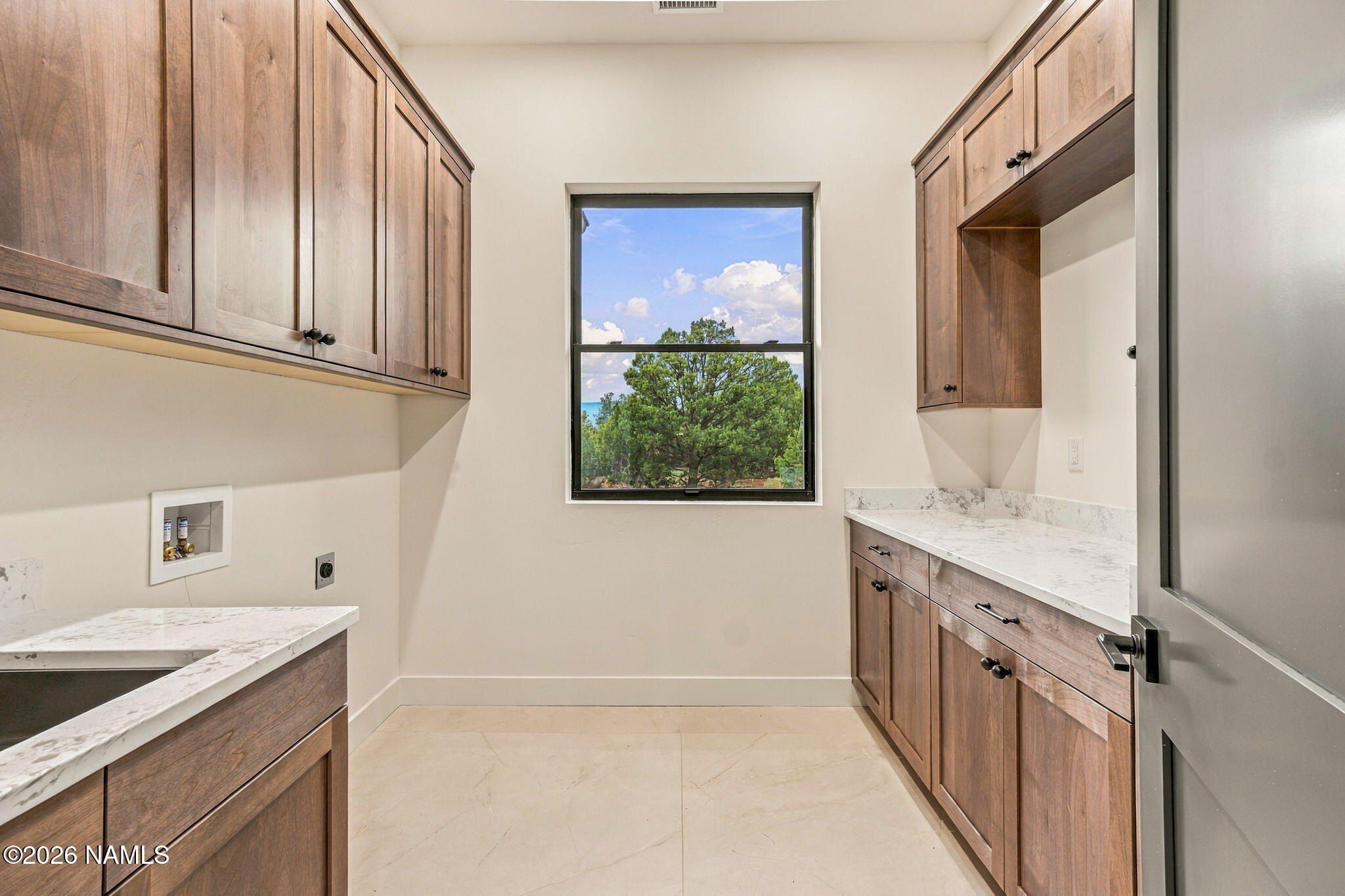 8583 Tall Tales Ranch Road. Flagstaff, AZ 86004