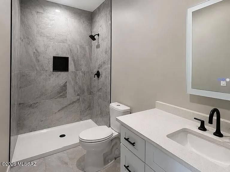 197 Avenida Ostion. Rio Rico, AZ 85648