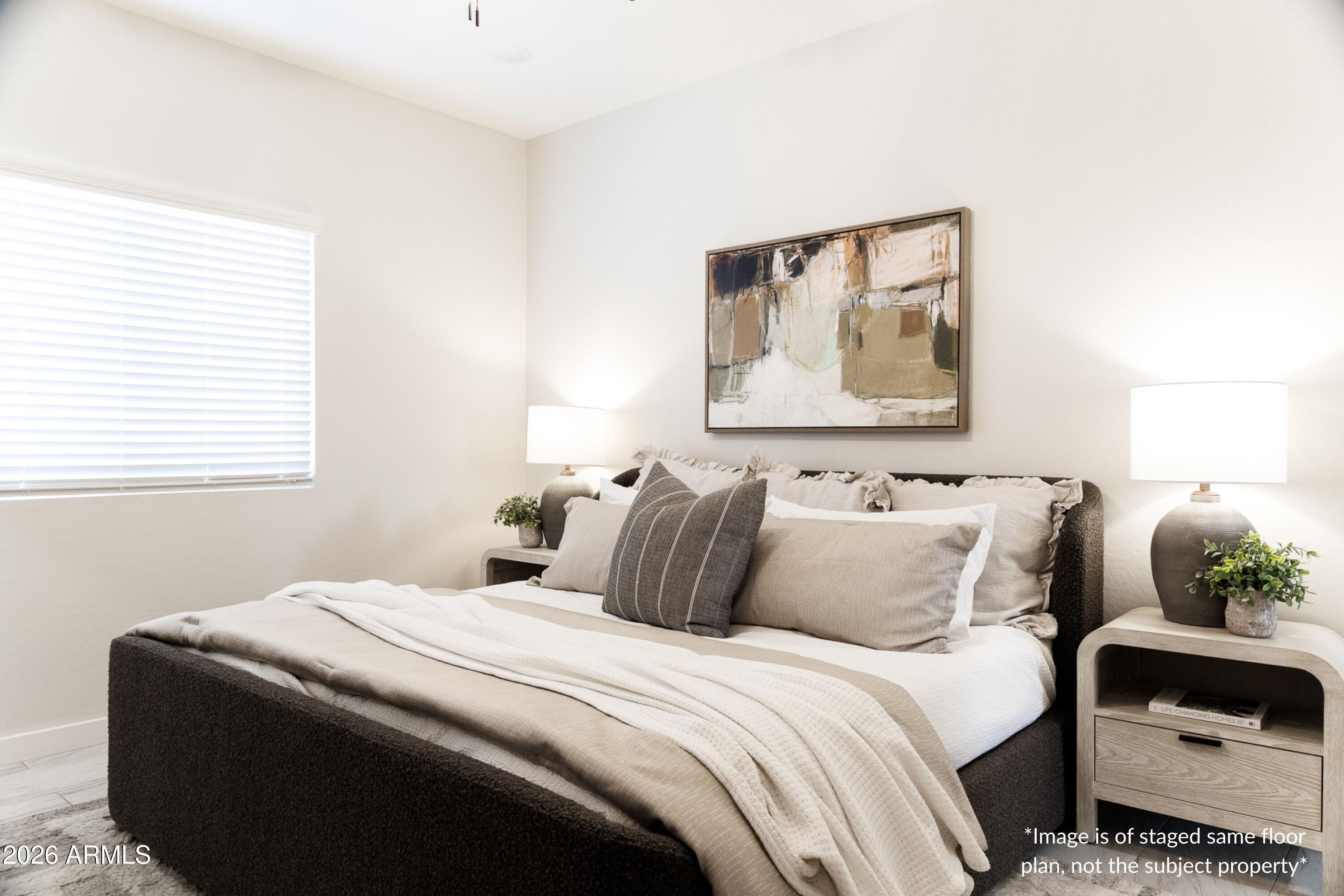 16011 S Lei Circle. Arizona City, AZ 85123