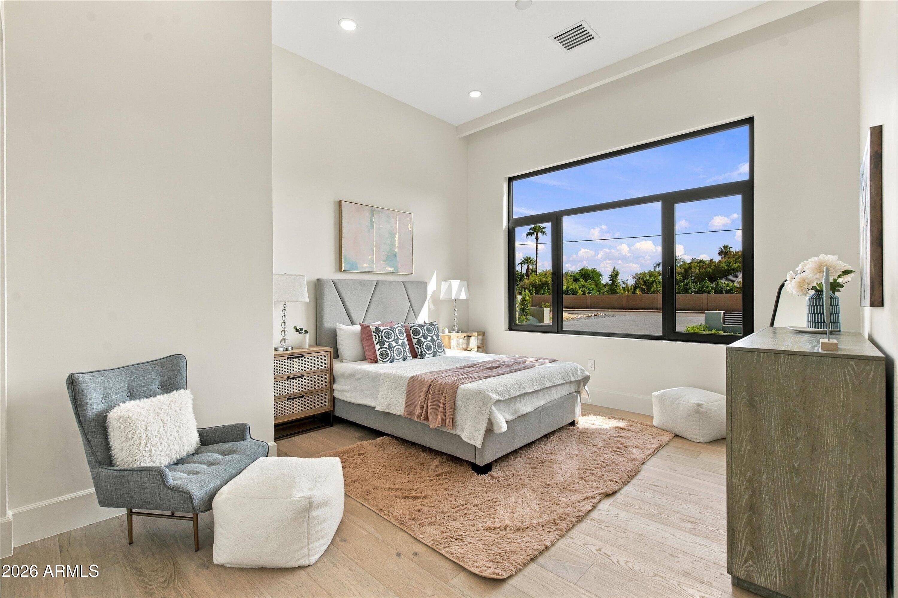 8318 W Williams Road. Peoria, AZ 85383
