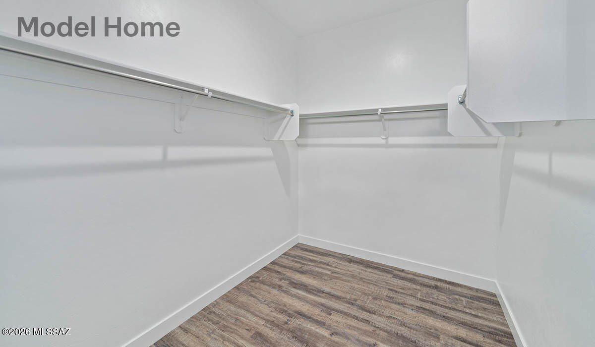 952 N Tombaugh Lane. Green Valley, AZ 85614