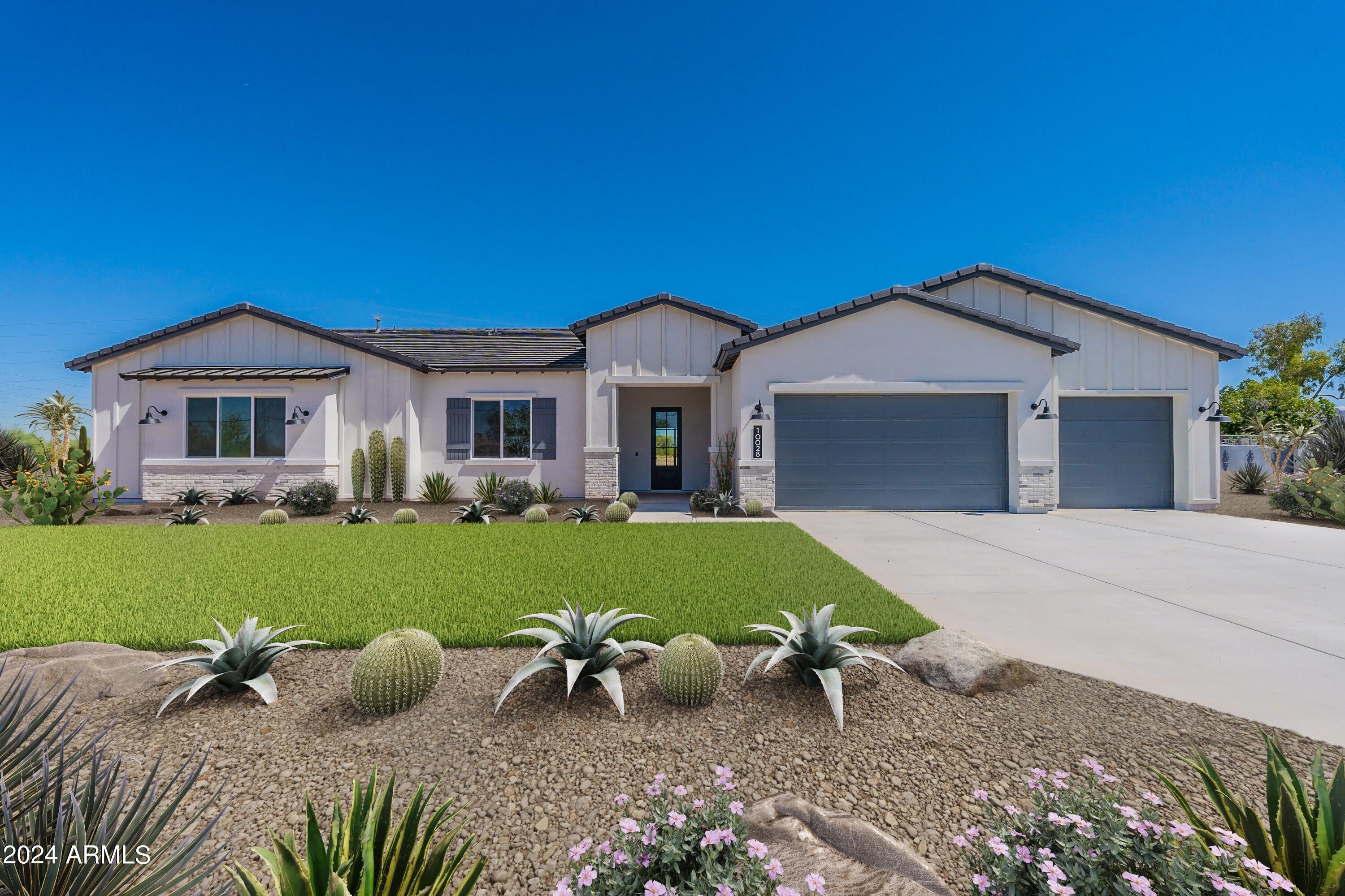 1908 W Lucky Lane. San Tan Valley, AZ 85144