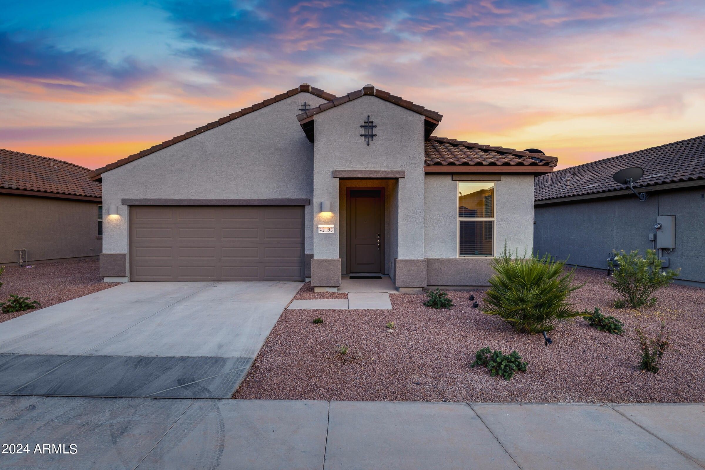 42195 W Lavender Drive. Maricopa, AZ 85138