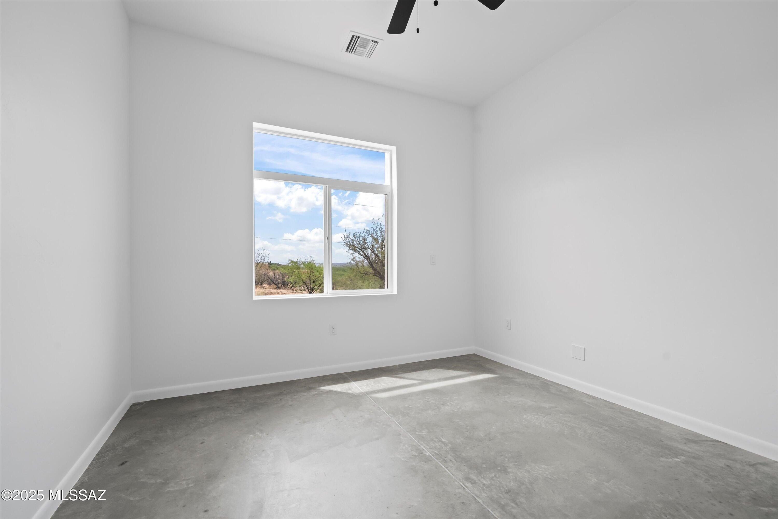 130 Avenida Ostion. Rio Rico, AZ 85648