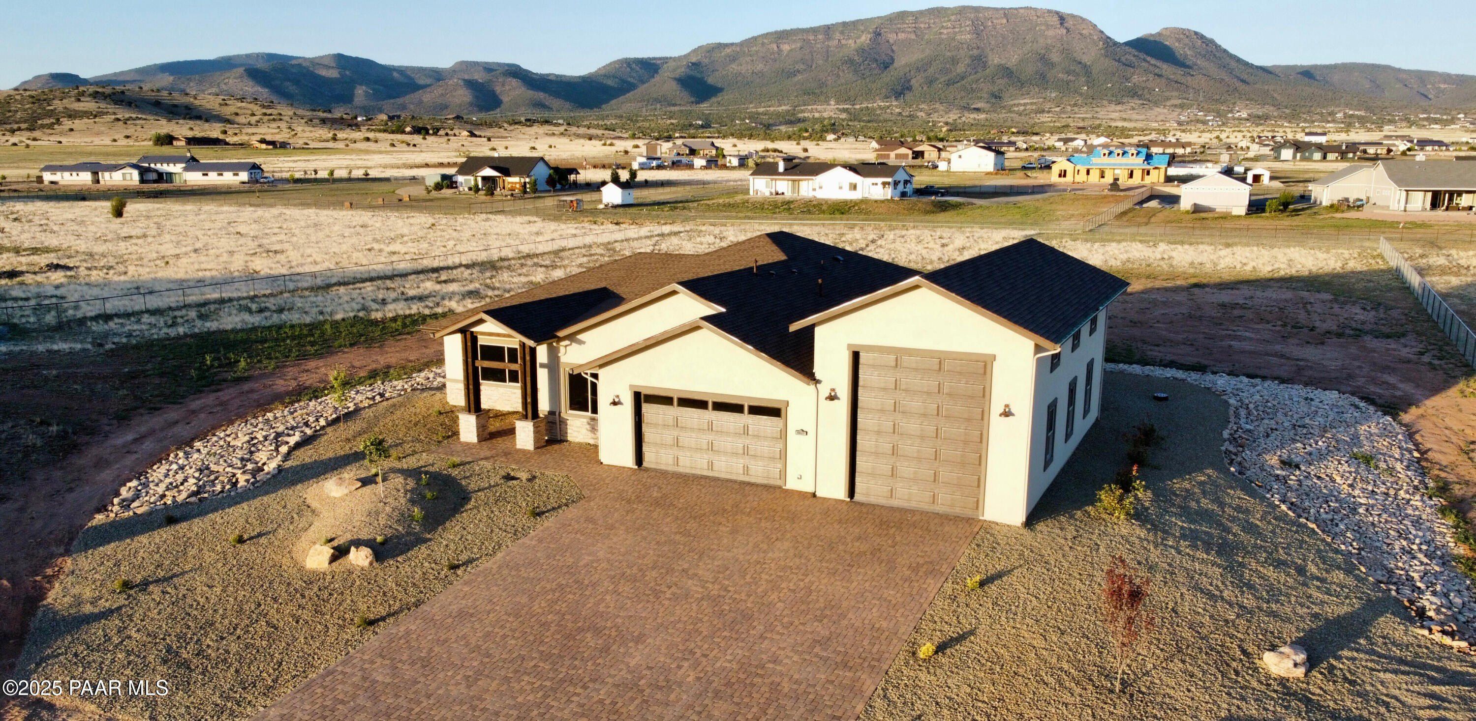 9827 N Constellation Court. Prescott Valley, AZ 86315