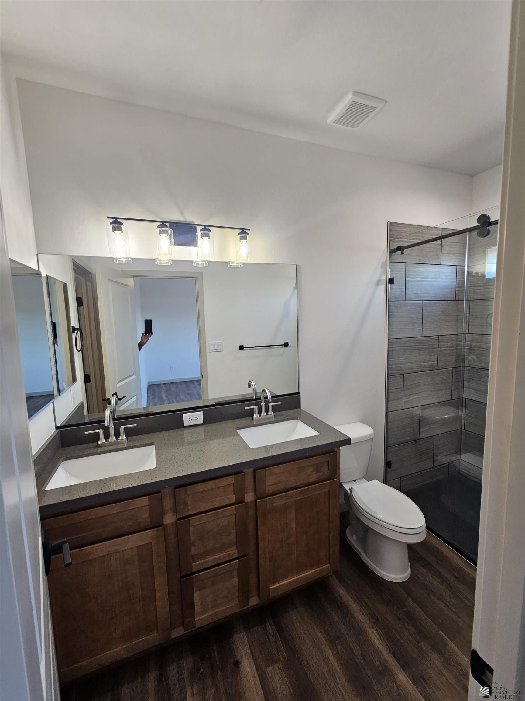 4237 W 31 Pl. Yuma, AZ 85364