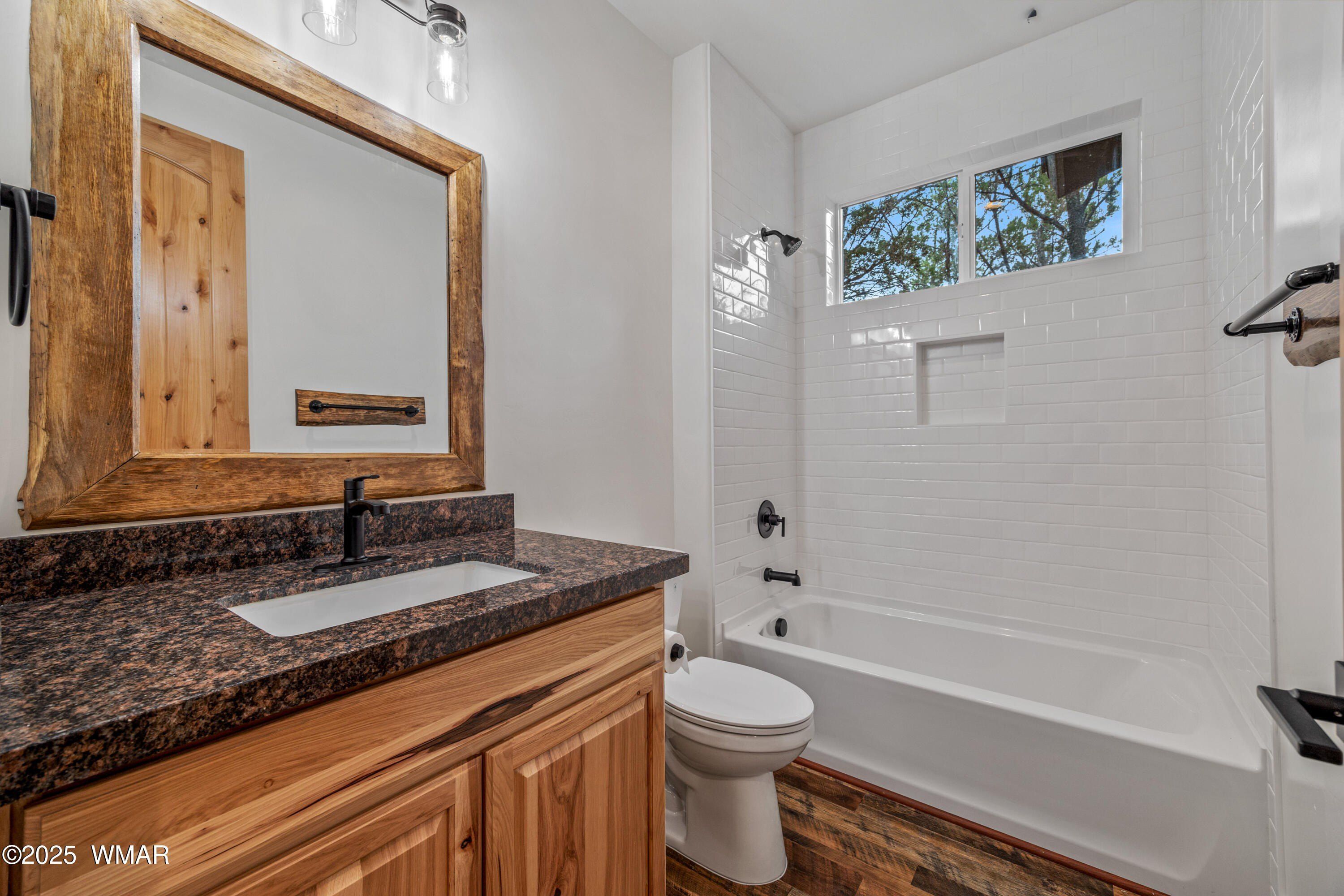 2759 Panther Circle. Overgaard, AZ 85933