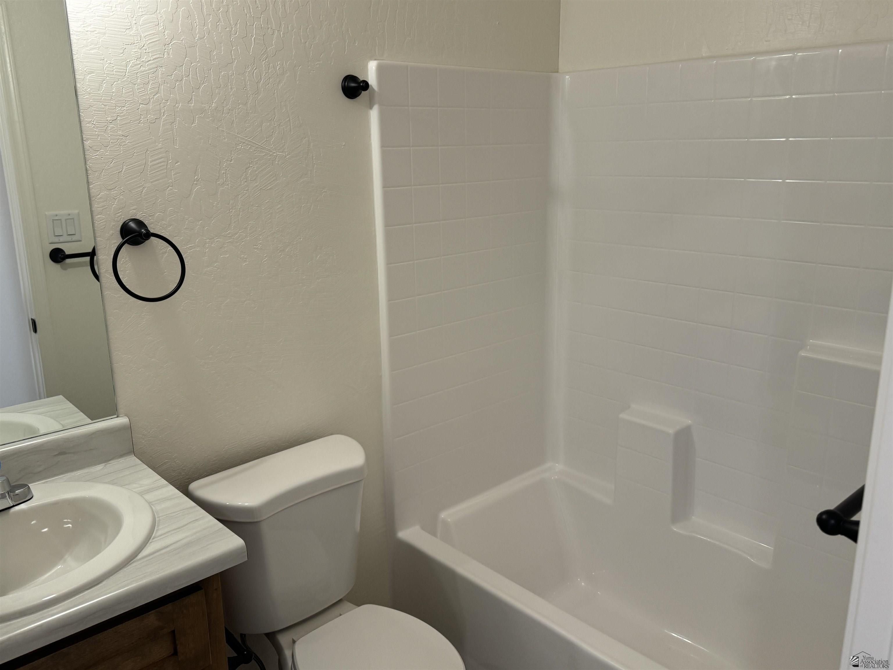 3939 E Santa Sophia St. San Luis, AZ 85336