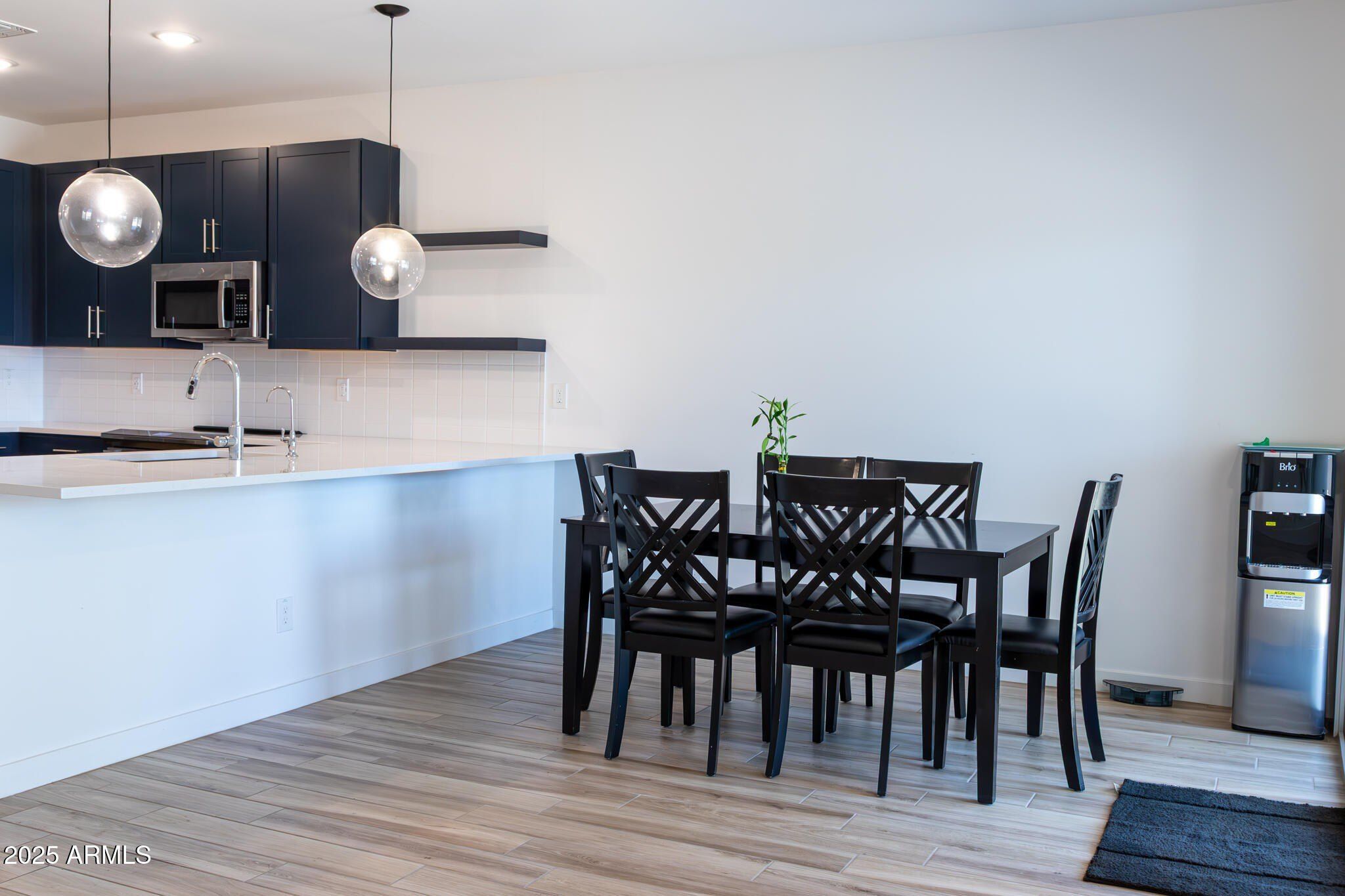 7933 N 79Th Avenue. Glendale, AZ 85303