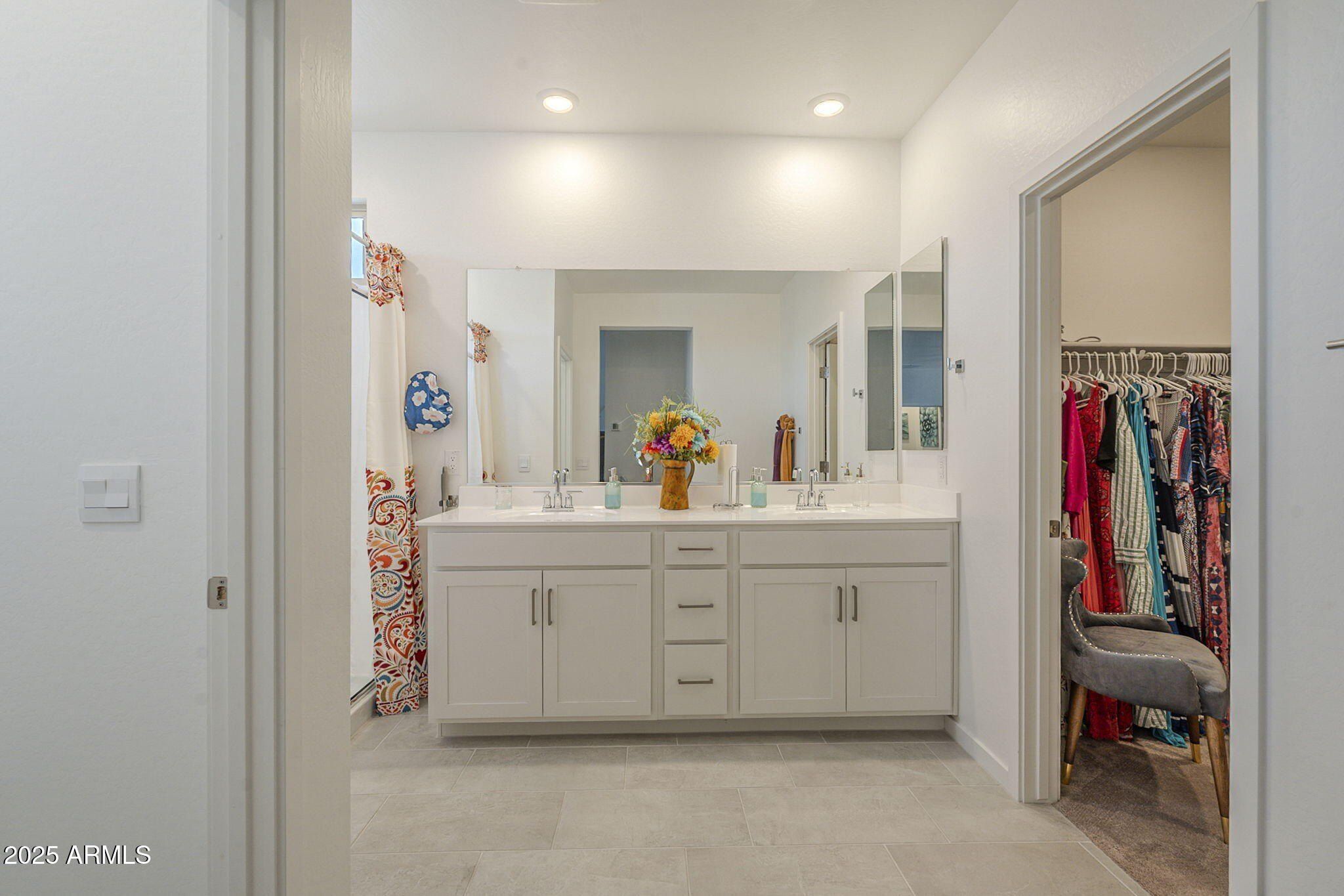 9920 E Tamery Avenue. Mesa, AZ 85212