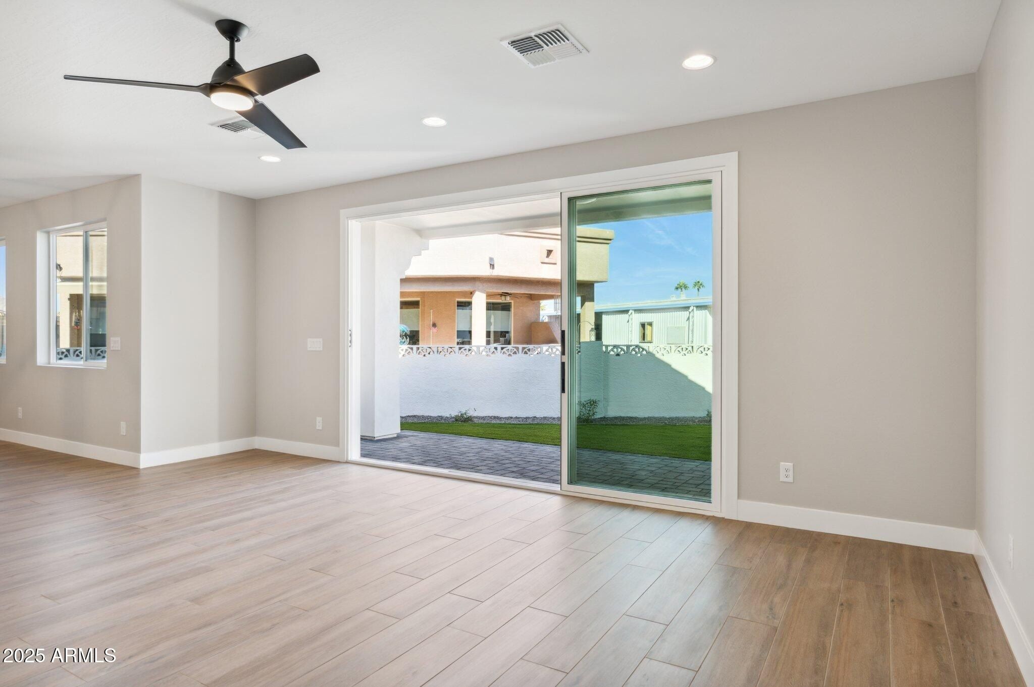 2249 N Shannon Way. Mesa, AZ 85215