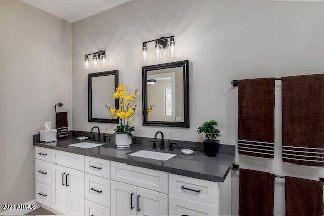 3804 E Monterey Way. Phoenix, AZ 85018