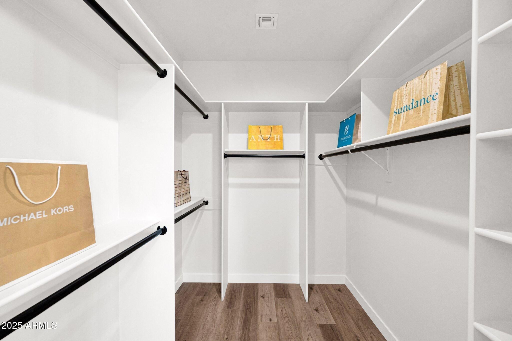 553 W Cavalry Road. New River, AZ 85087