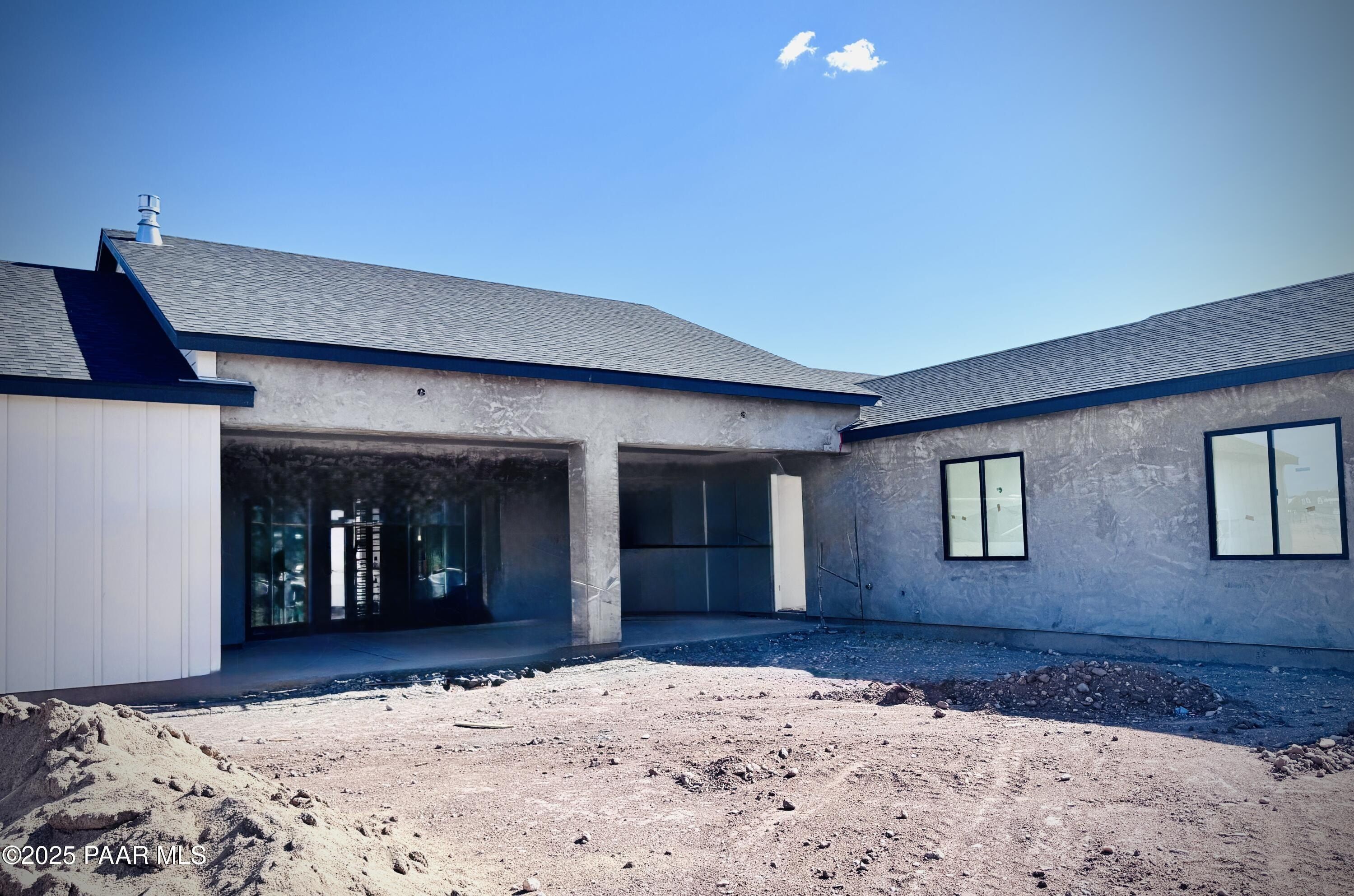 1170 E Cougar Ridge Road. Paulden, AZ 86334