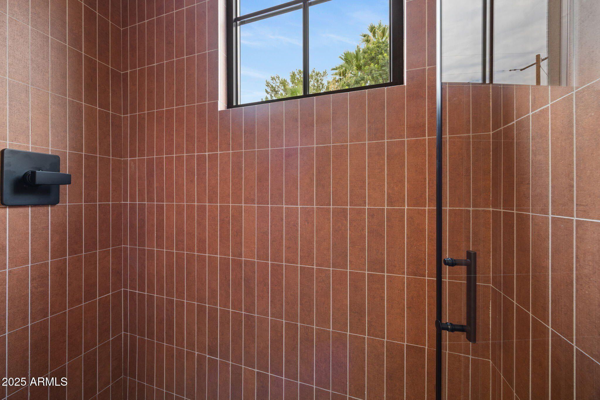 4010 E Cambridge Avenue. Phoenix, AZ 85008
