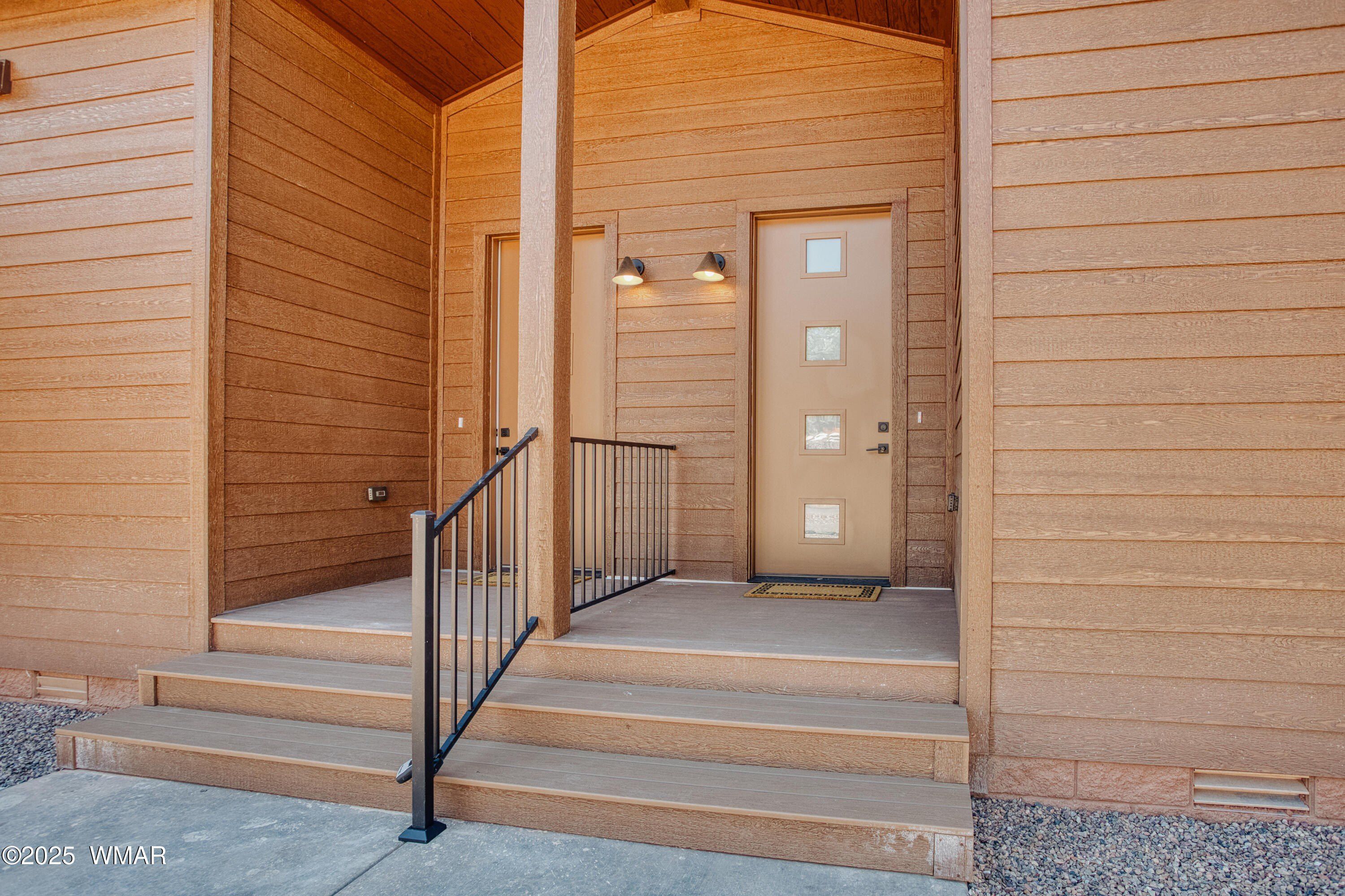 4696 W Tatanka Loop. Show Low, AZ 85901