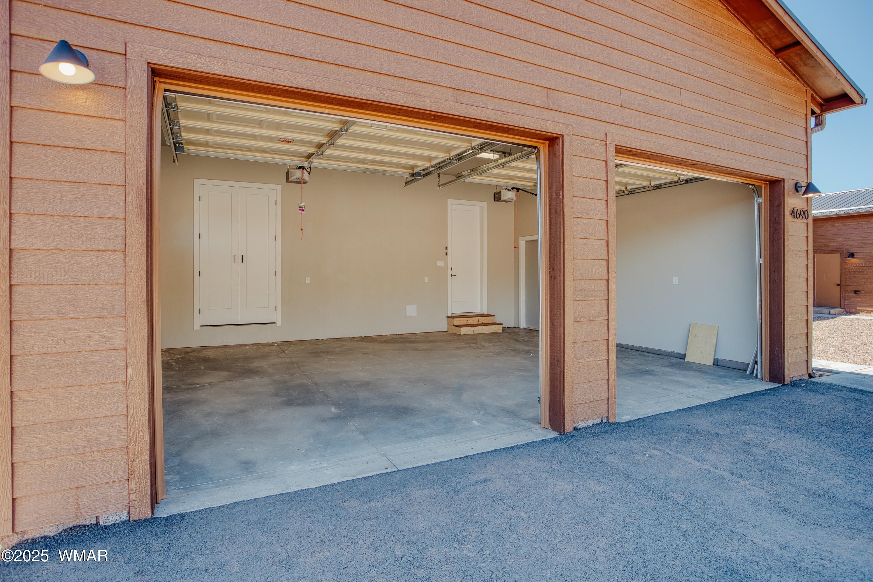 4690 W Tatanka Loop. Show Low, AZ 85901