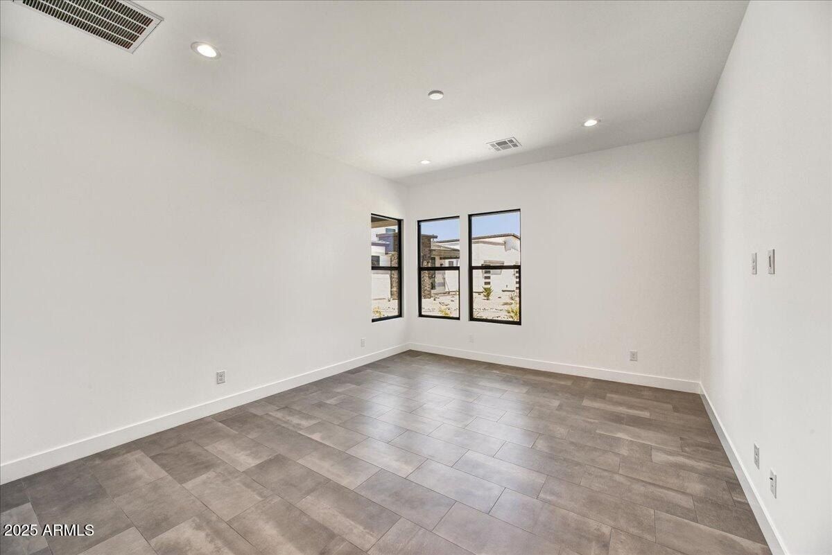 3329 W Desert Dawn Drive. Phoenix, AZ 85083