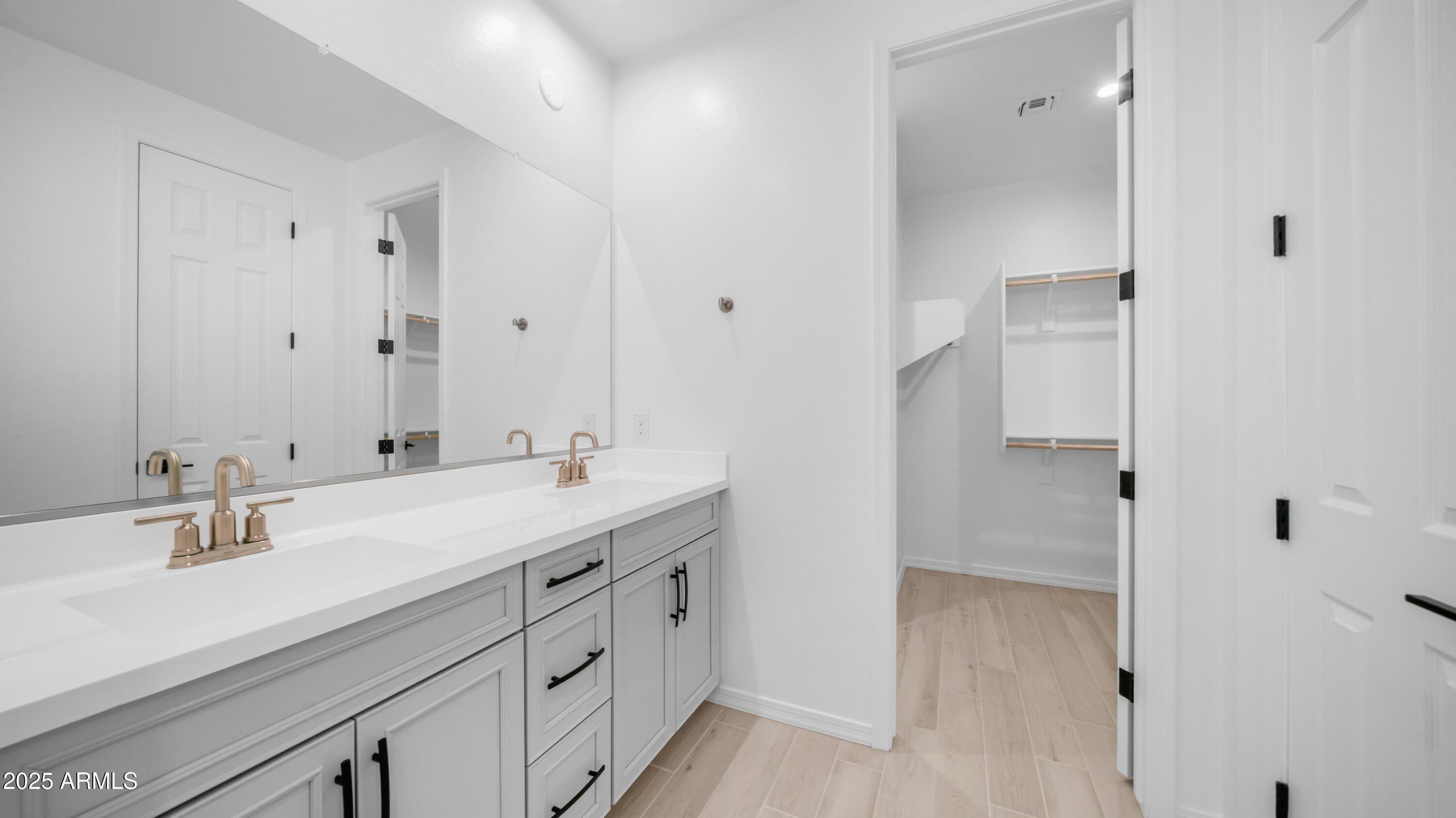 13362 W Eagle Feather Road. Peoria, AZ 85383