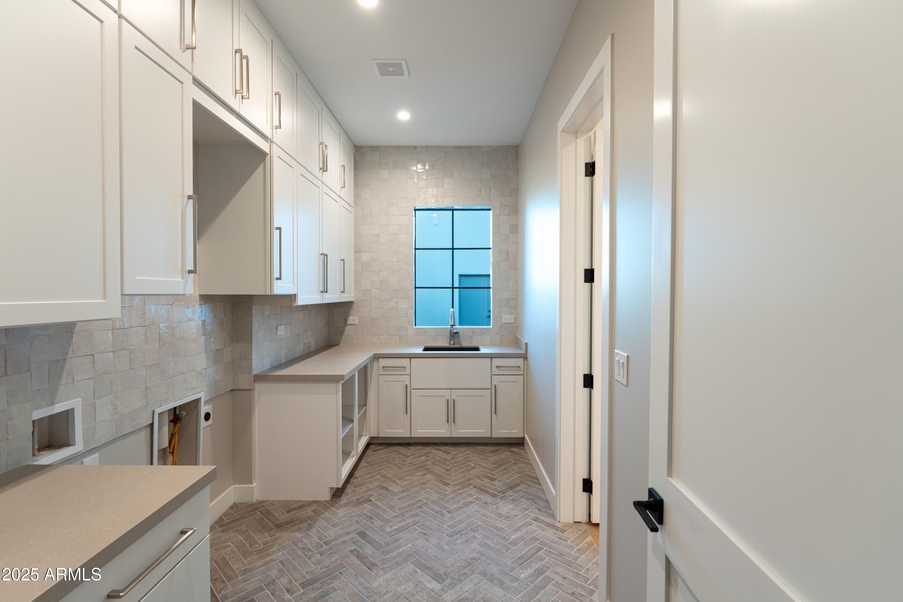 12898 E Oberlin Way. Scottsdale, AZ 85262