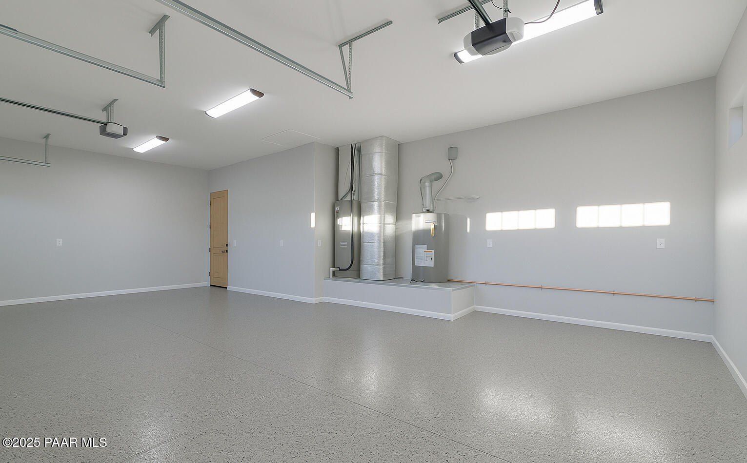 12371 S Caballo. Mayer, AZ 86333