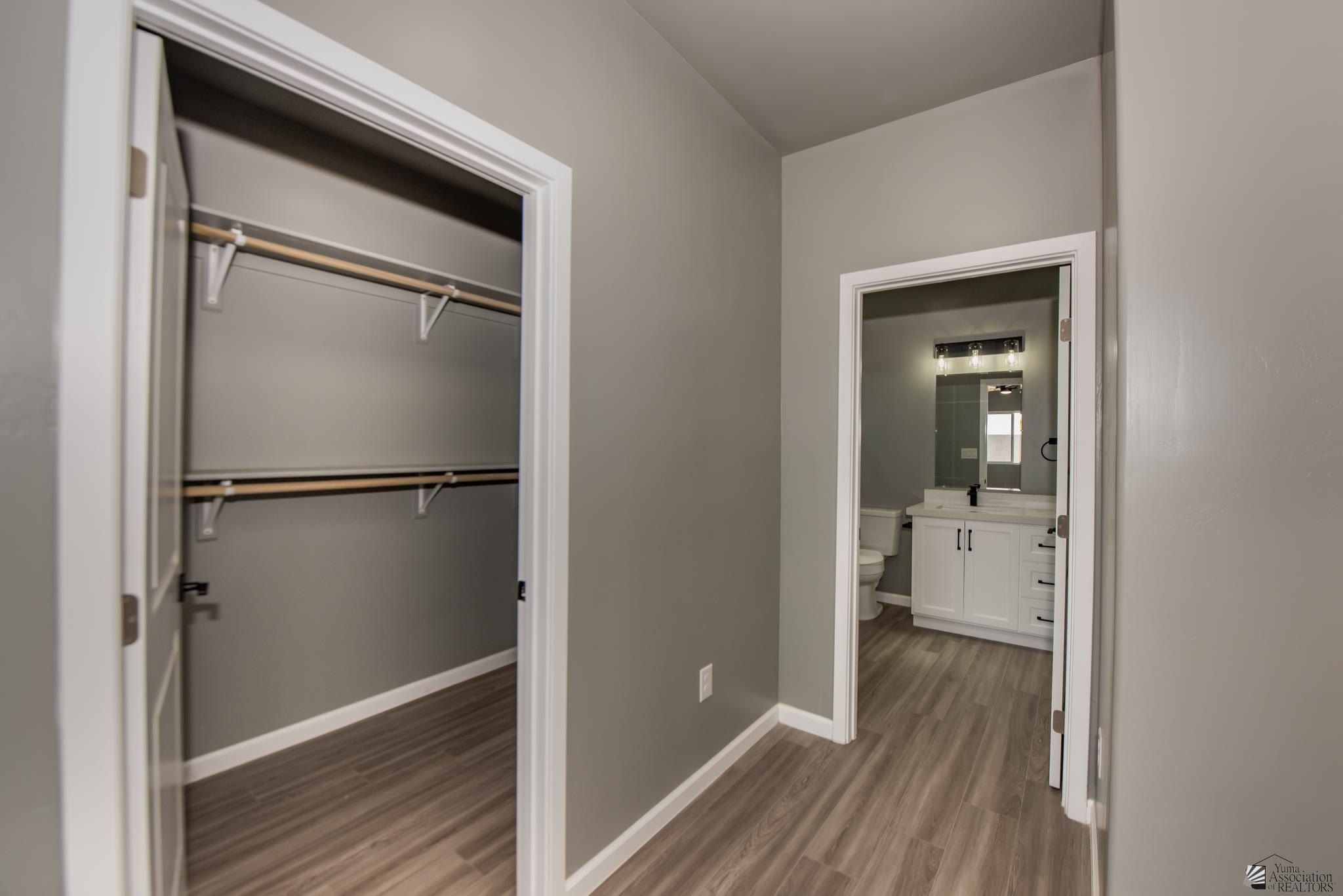 10688 E 45 Pl. Yuma, AZ 85367