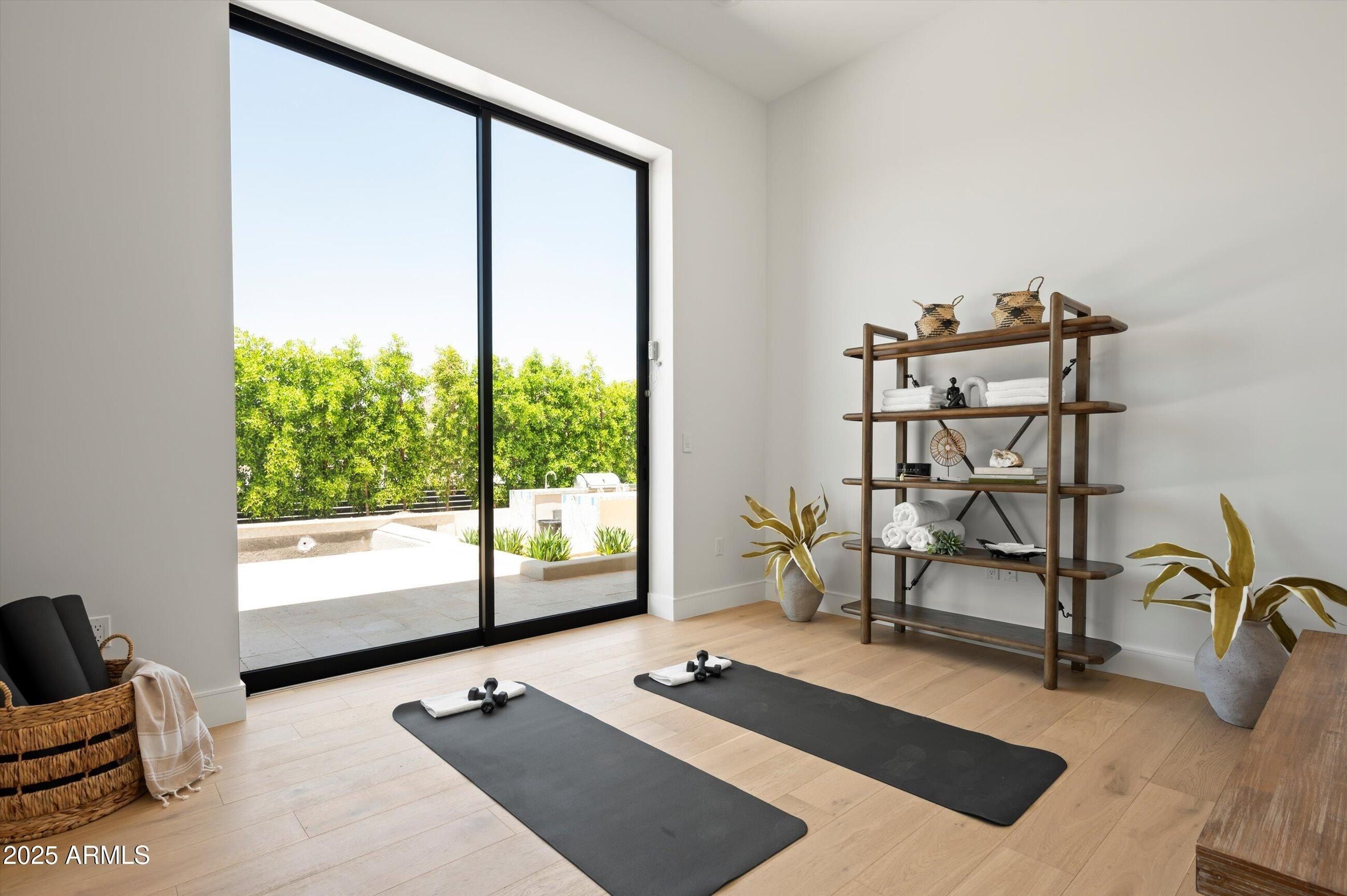 6535 N 40Th Place. Paradise Valley, AZ 85253