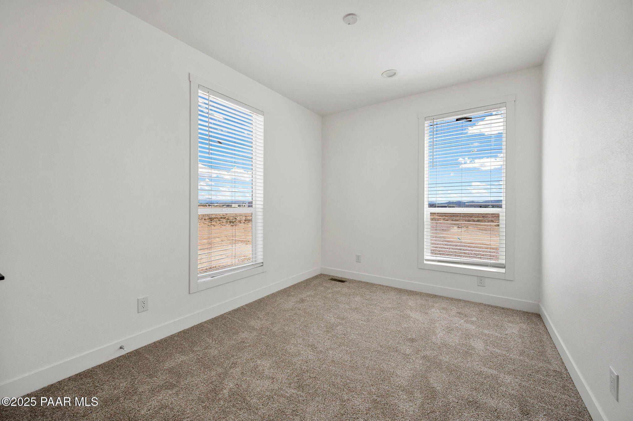 2688 W Altimeter Way. Paulden, AZ 86334