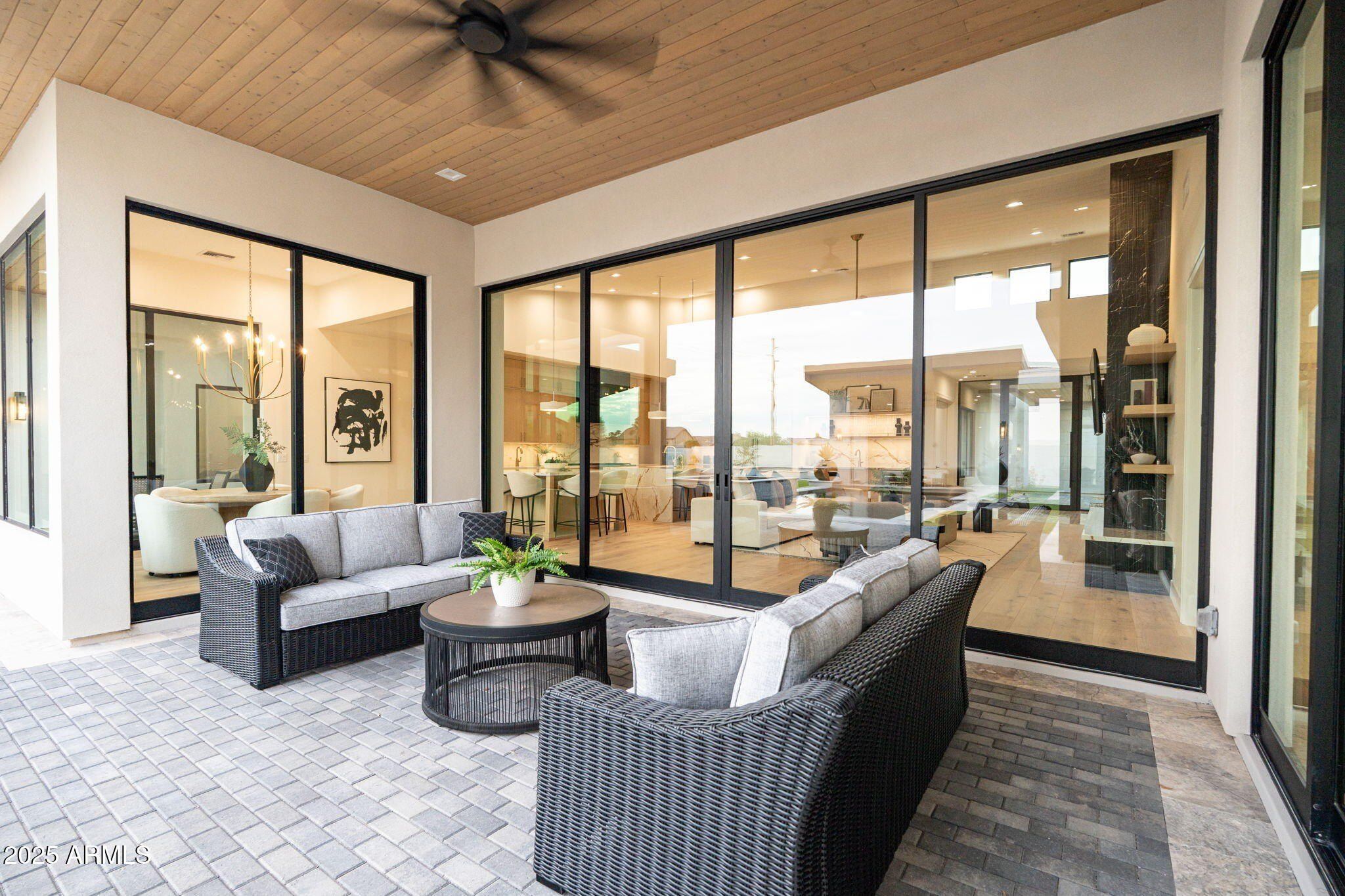 3211 E Hope Circle. Mesa, AZ 85213