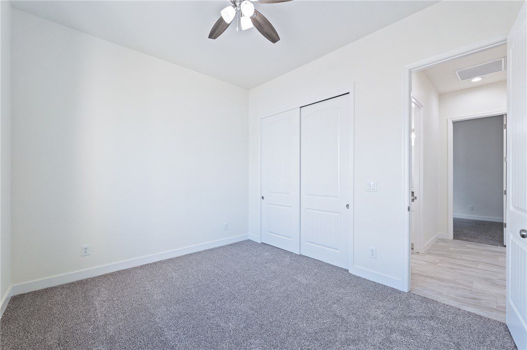 1962 E Via San Marino. Fort Mohave, AZ 86426