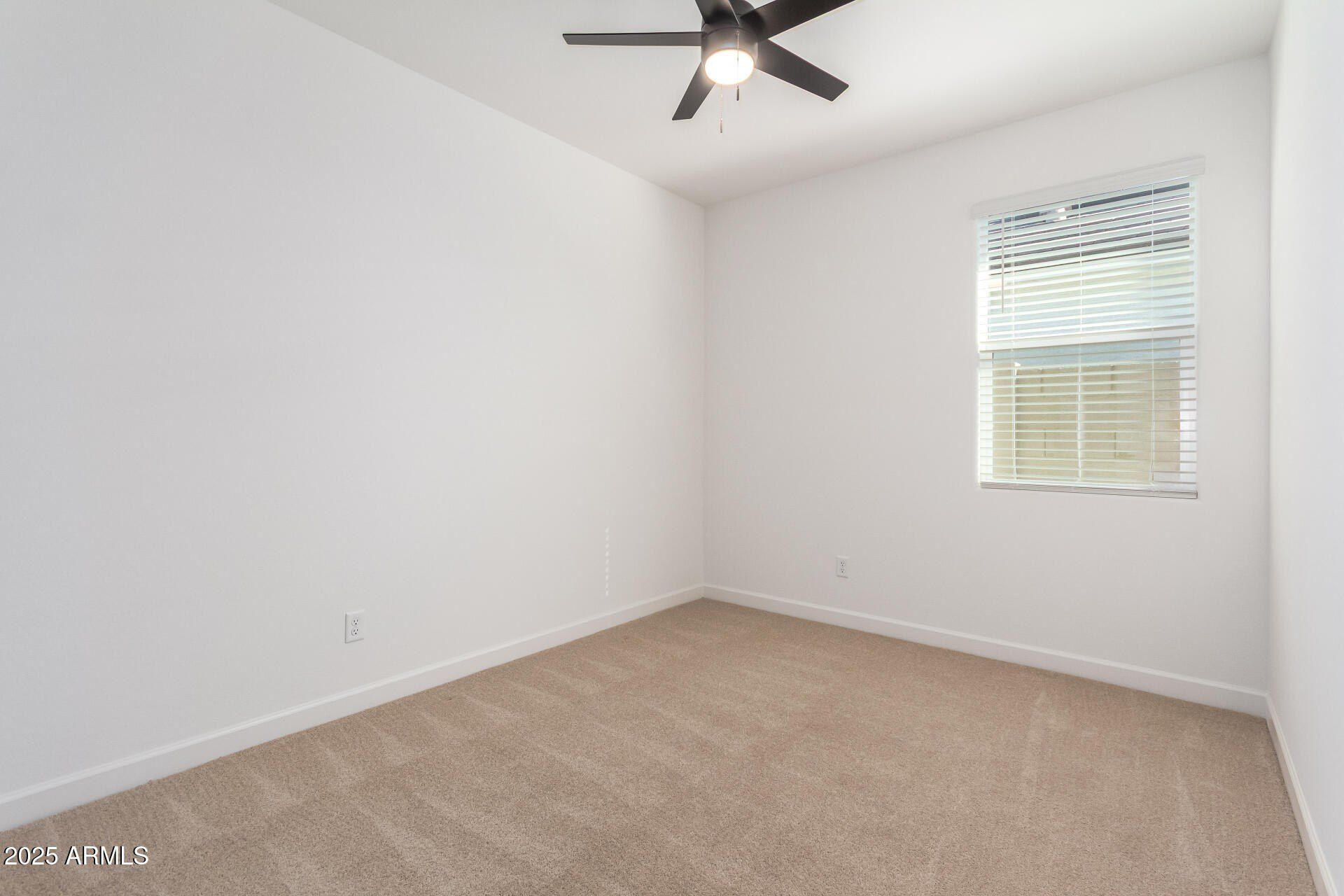 1821 S 239Th Drive. Buckeye, AZ 85326