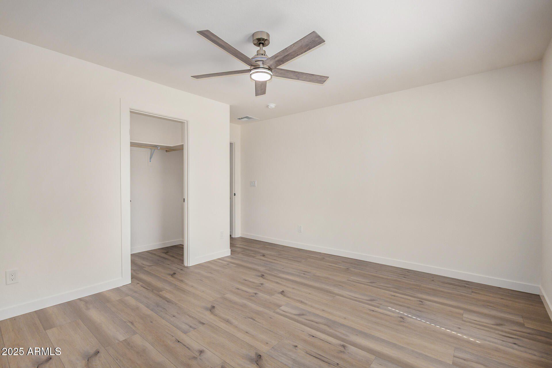 23132 W Lone Mountain Road. Wittmann, AZ 85361