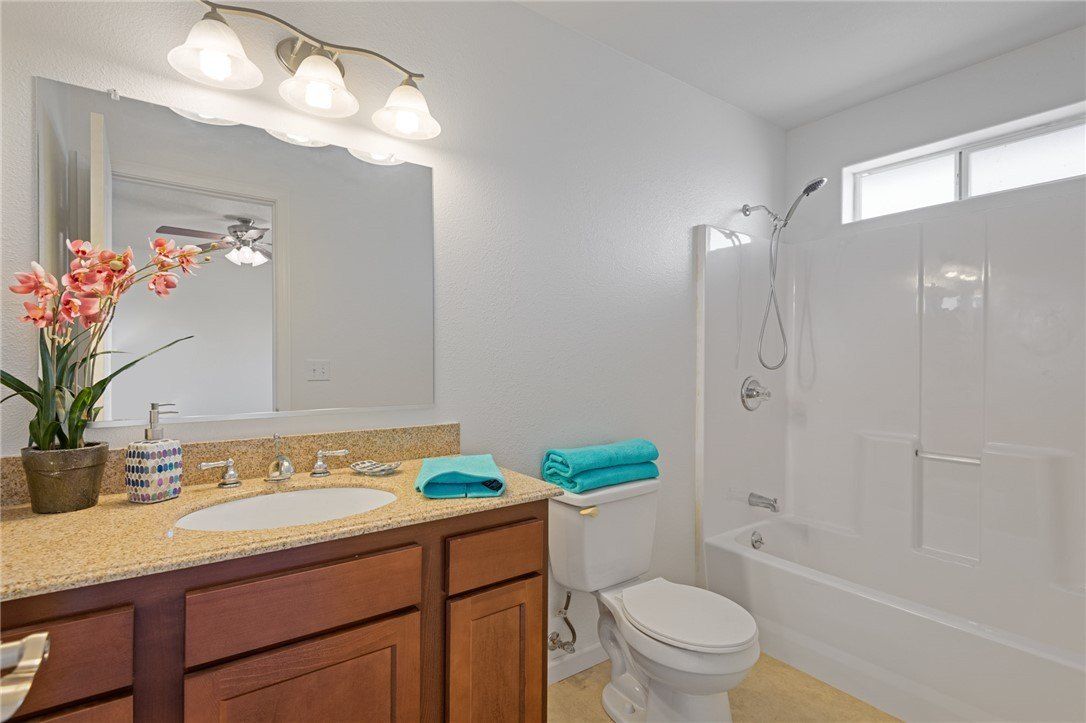 2949 S Chiricahua Road. Golden Valley, AZ 86413