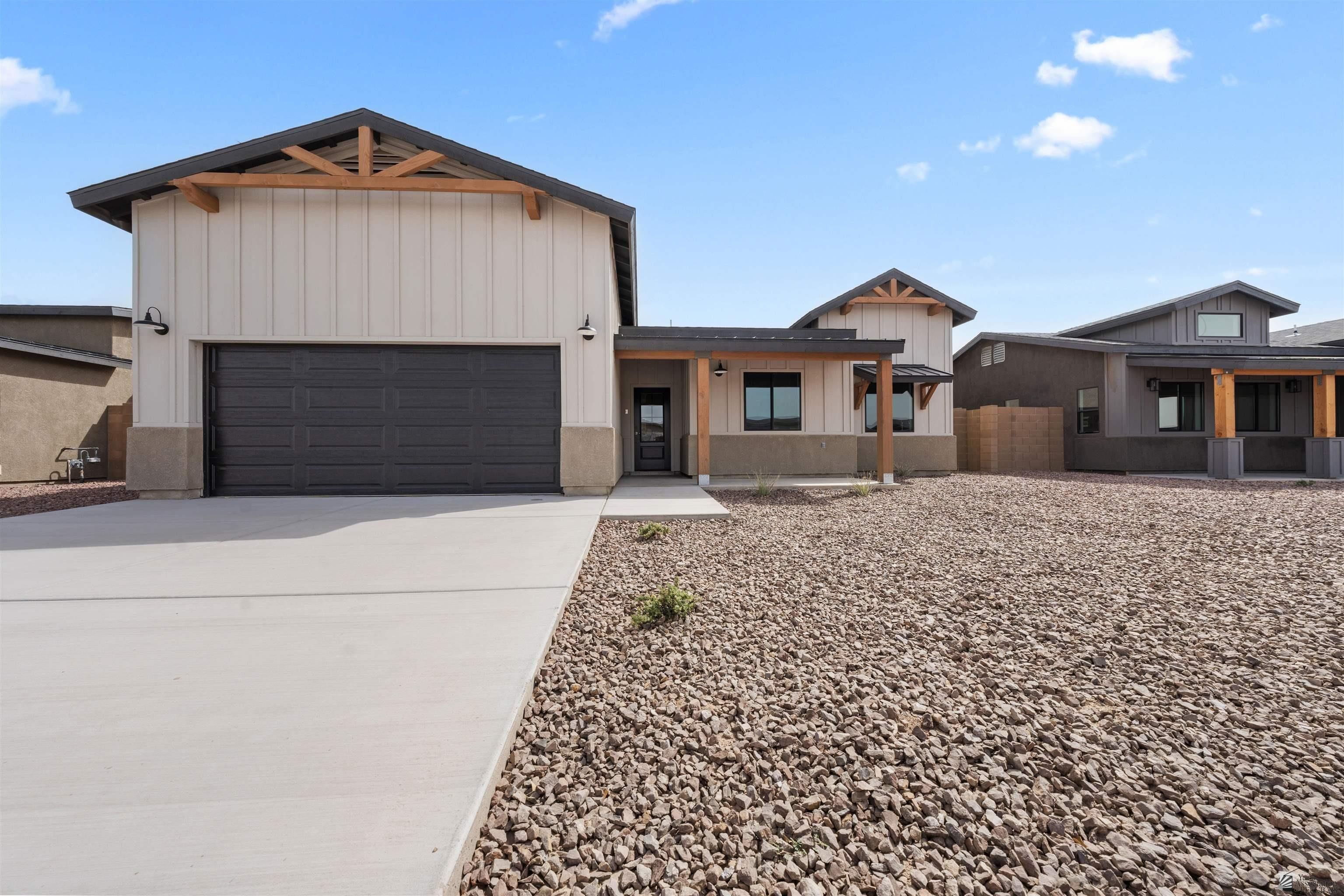 4261 W 31 Pl. Yuma, AZ 85364