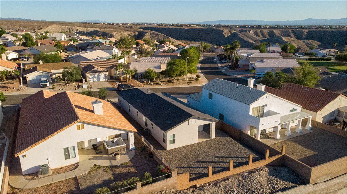 2155 Hijolly Drive. Bullhead City, AZ 86442