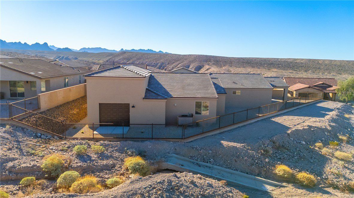 3183 Secret Pass Canyon Drive. Bullhead City, AZ 86429