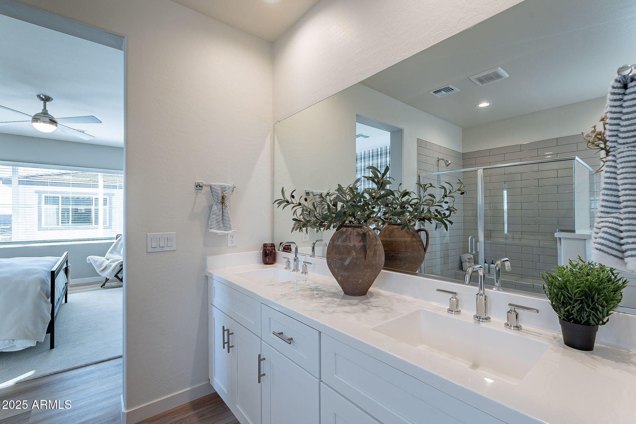 670 W Laredo Street. Chandler, AZ 85225