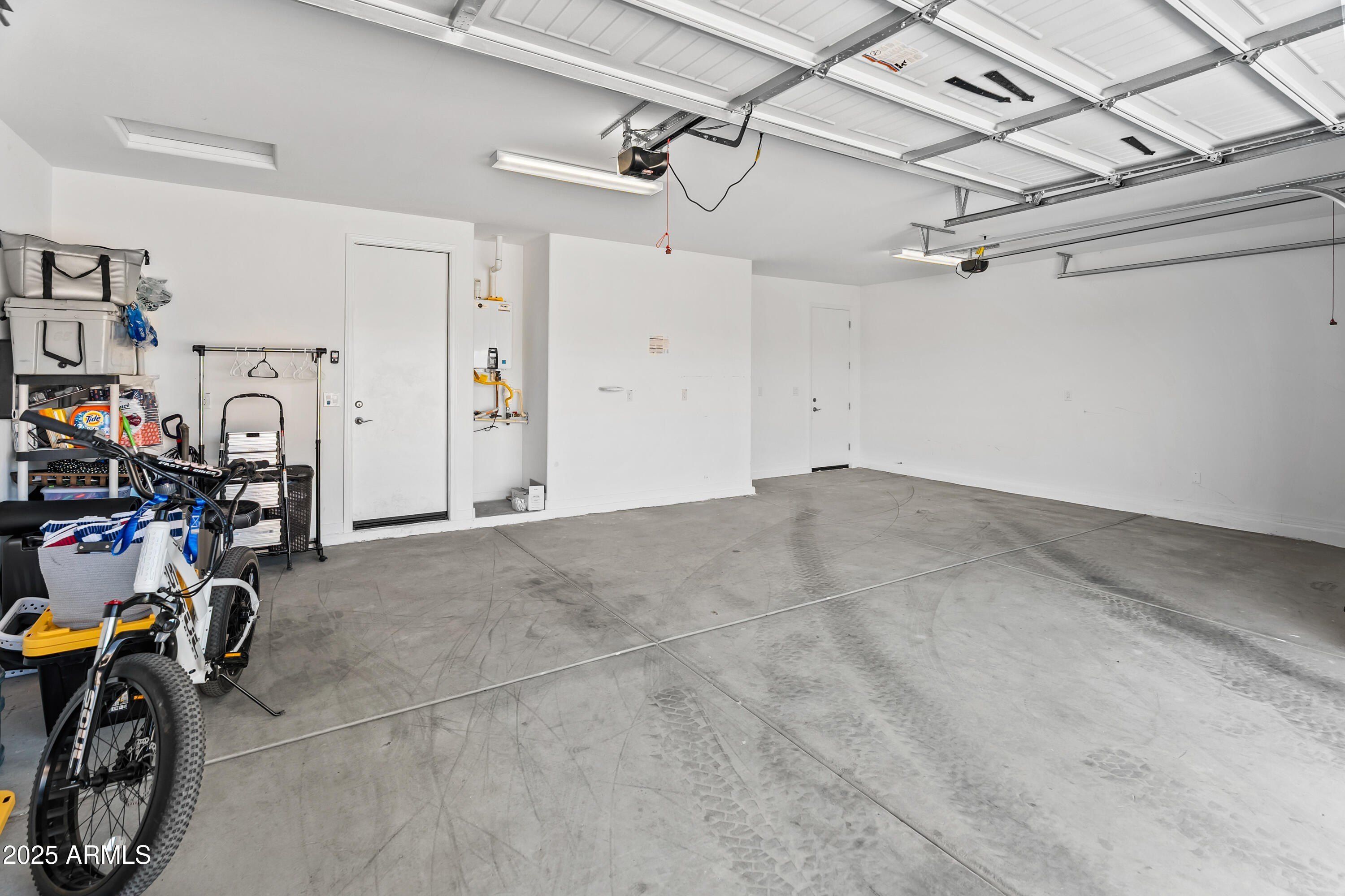 17745 W Running Deer Trail. Surprise, AZ 85387