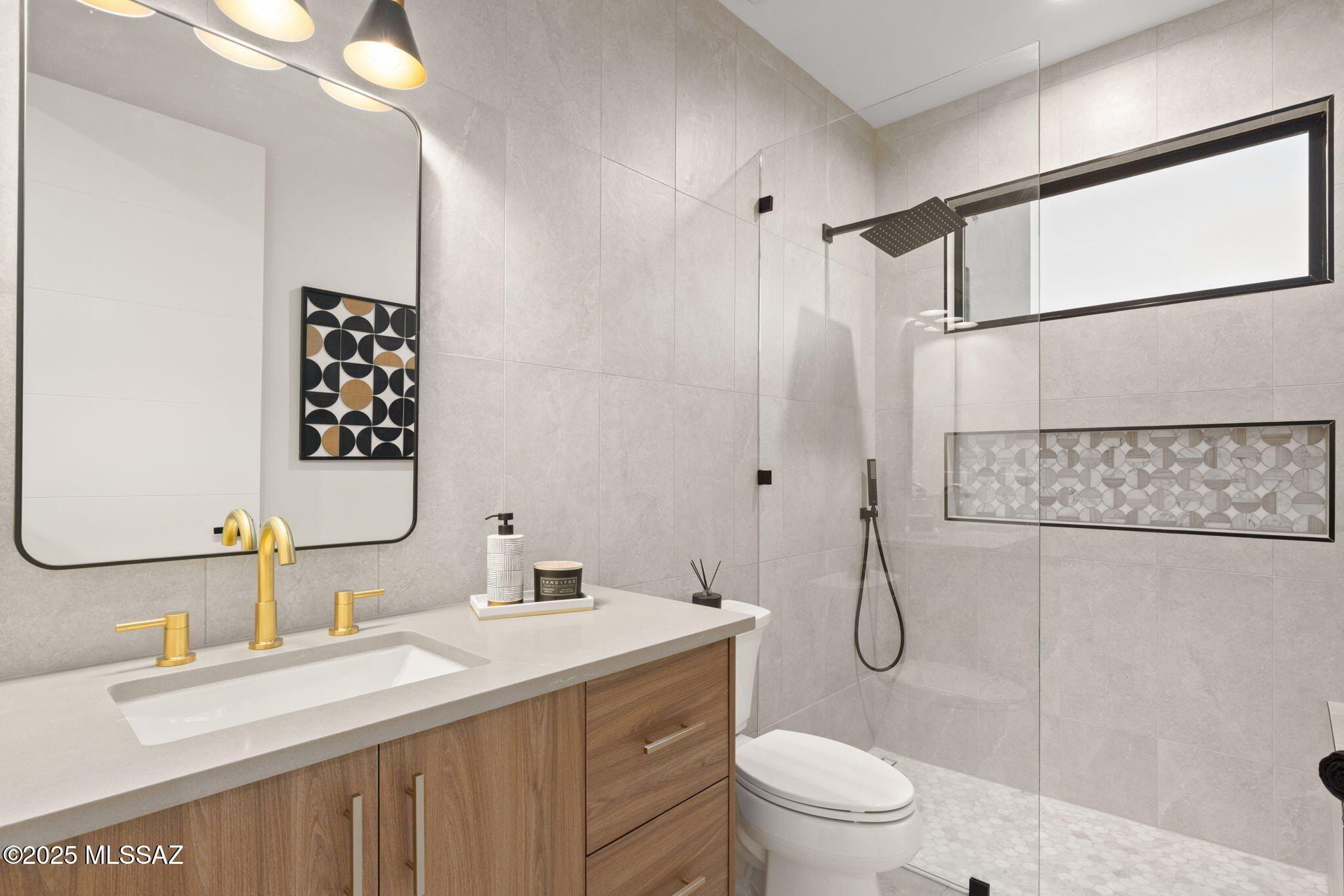 5835 W Sunset Gallery Place. Marana, AZ 85658