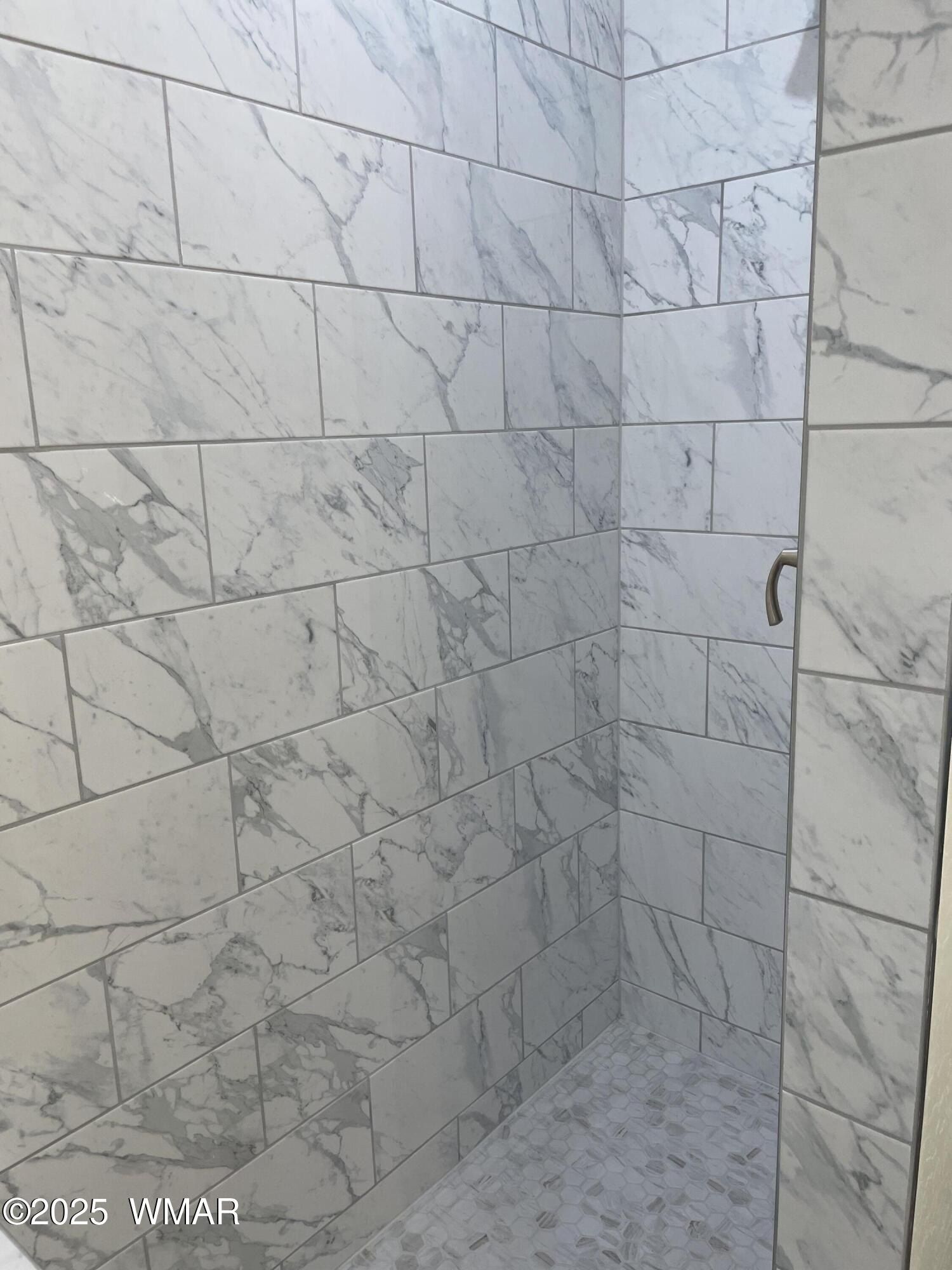 531 S Mountain Pines Avenue. Show Low, AZ 85901