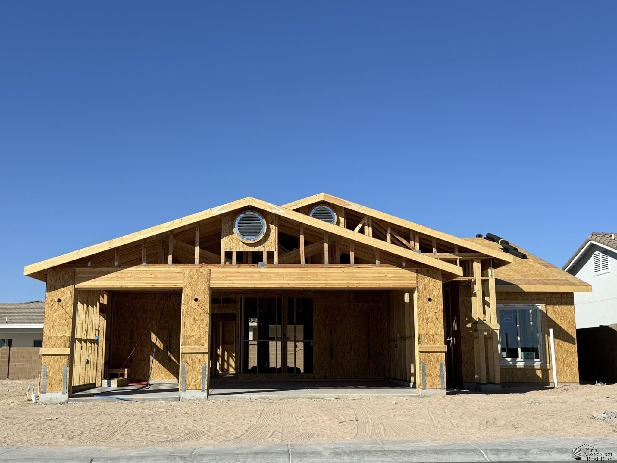 12674 E 51 Ln. Yuma, AZ 85367