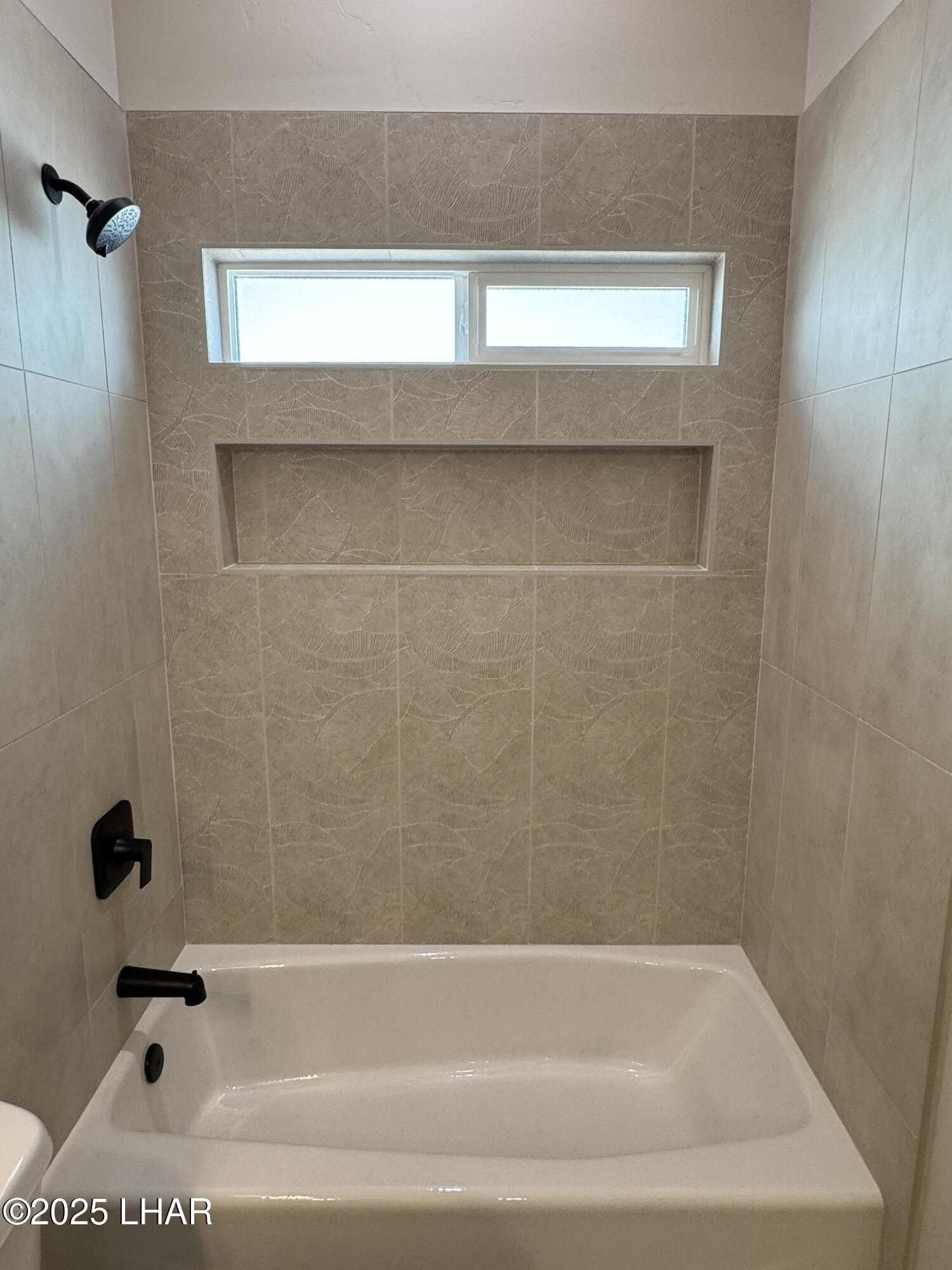 1755 E Persimmon Ave. Lake Havasu City, AZ 86404