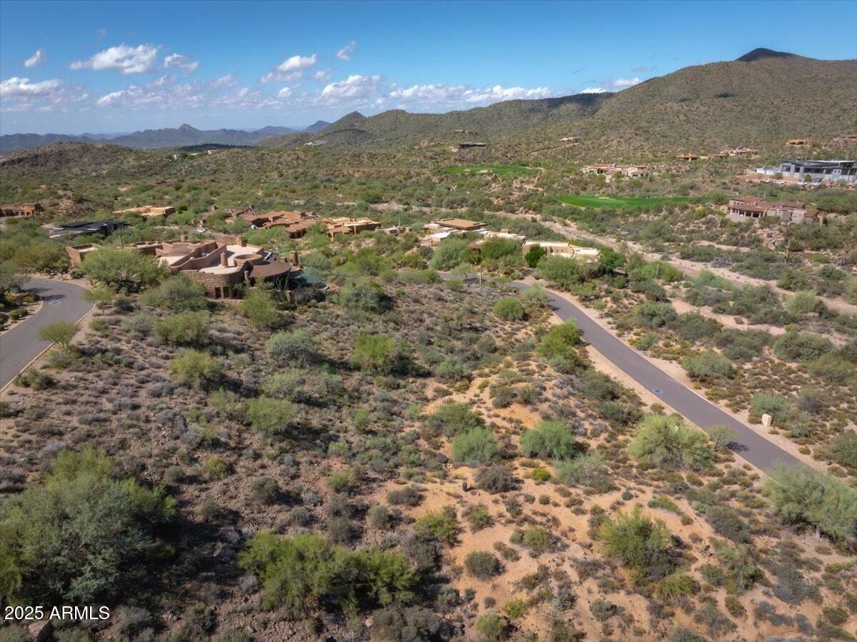 9615 E Madera Drive. Scottsdale, AZ 85262