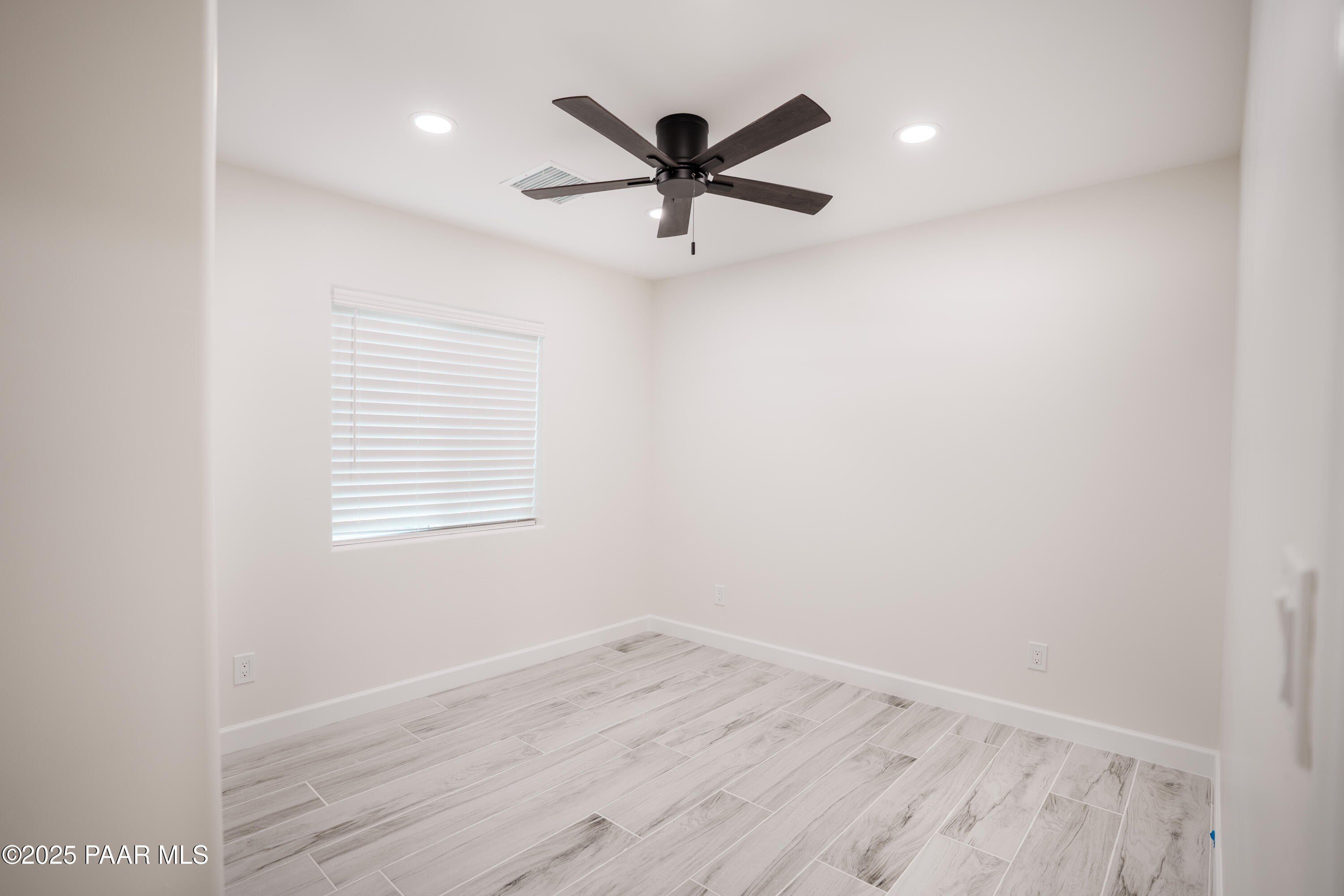 16494 S White Rock Lane. Mayer, AZ 86333