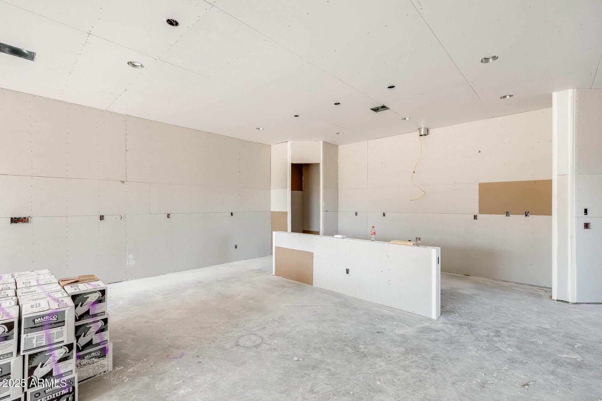 7379 W Lisbon Lane. Peoria, AZ 85381