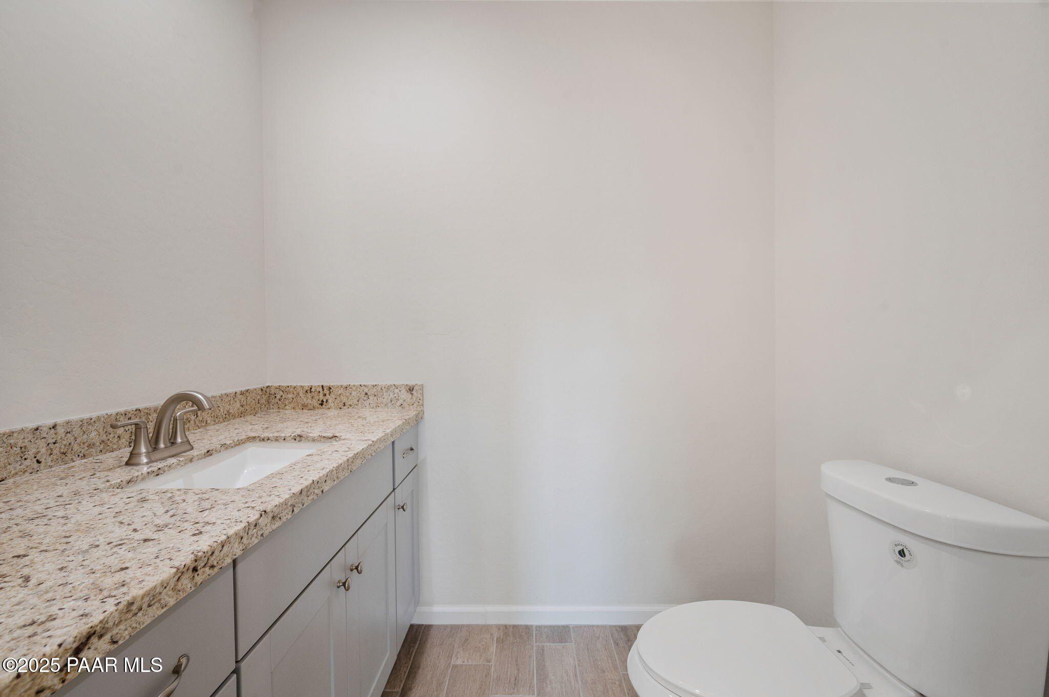 13501 E China Way. Mayer, AZ 86333