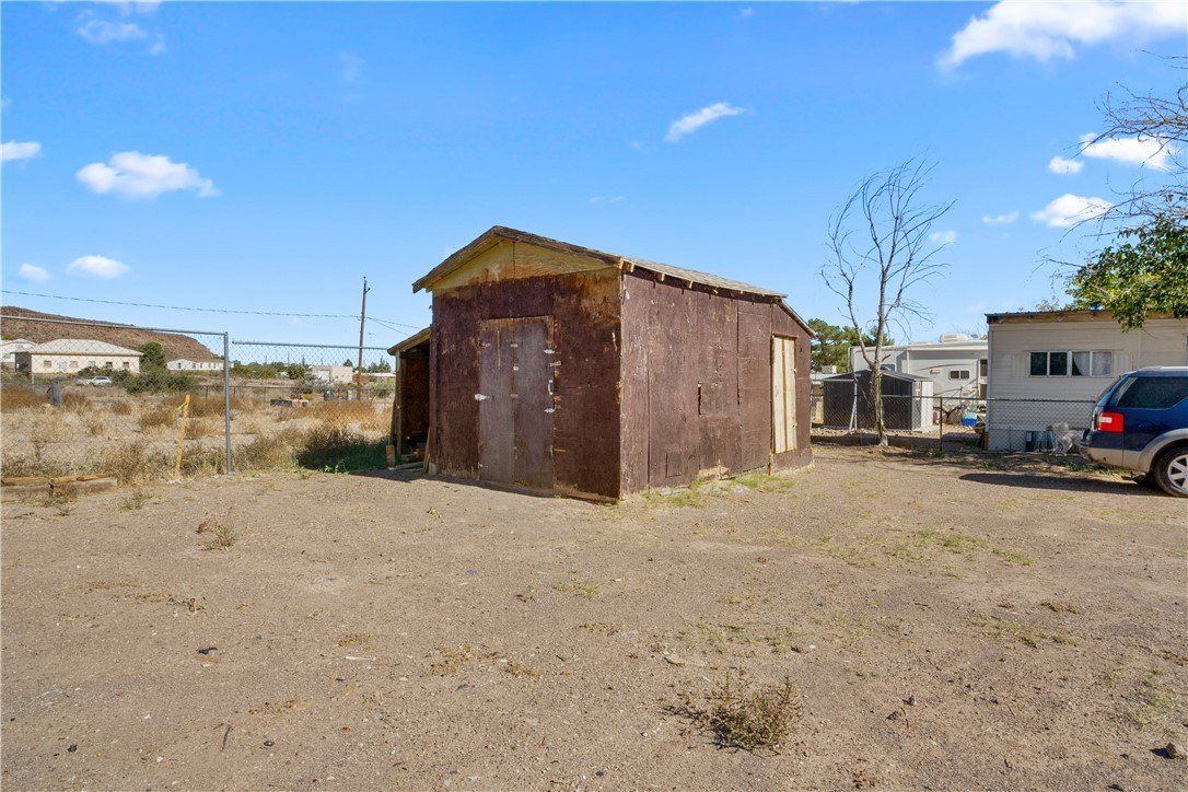 419 E Beverly Avenue. Kingman, AZ 86409