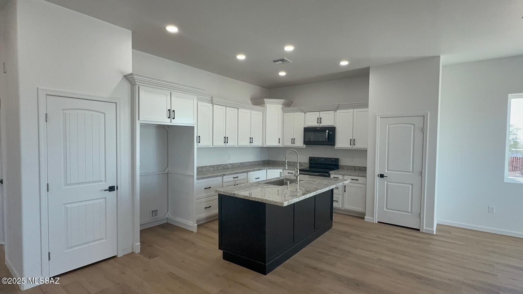 4601 E Magoo Road. Tucson, AZ 85739