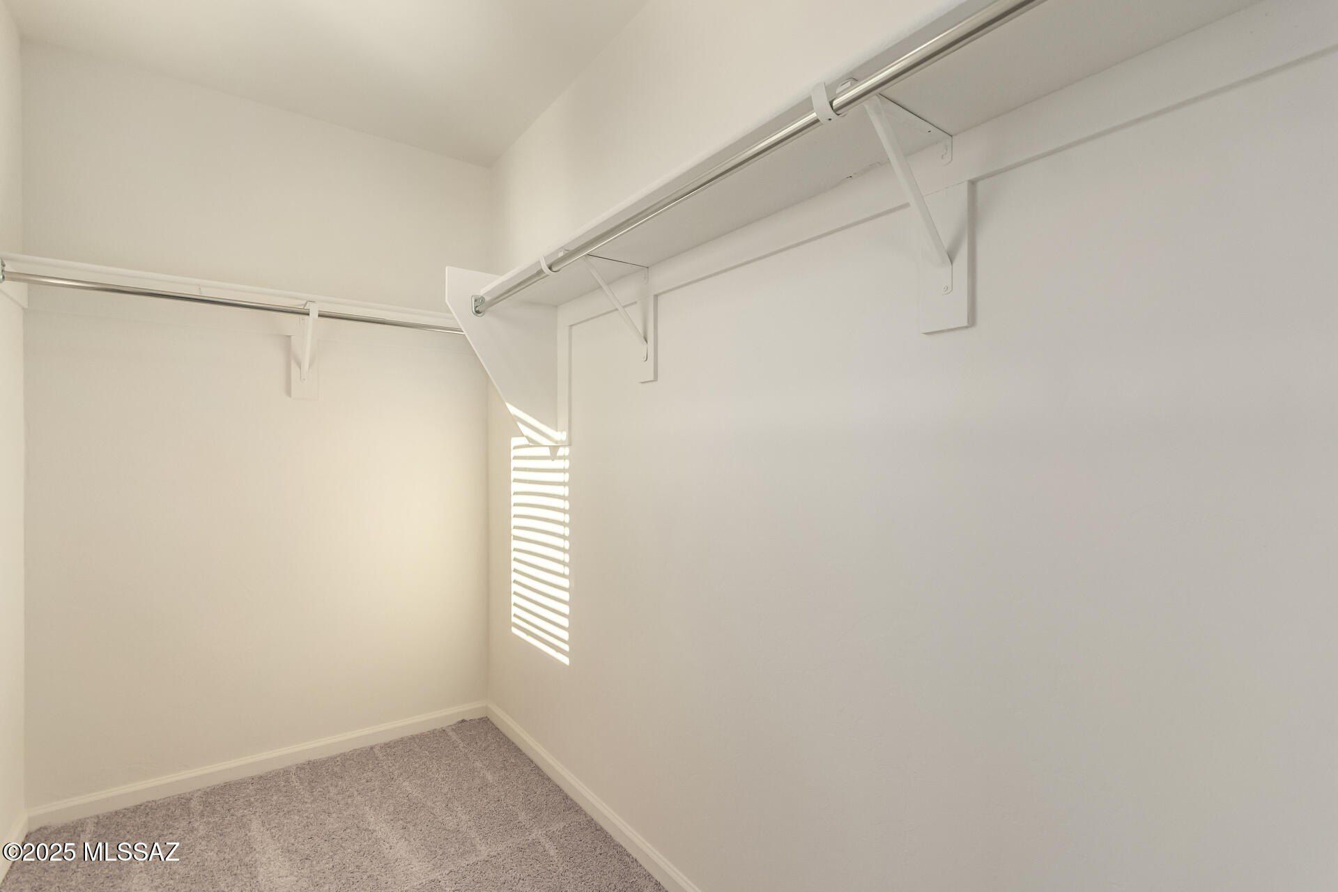 7831 S Walnutview Drive. Tucson, AZ 85757