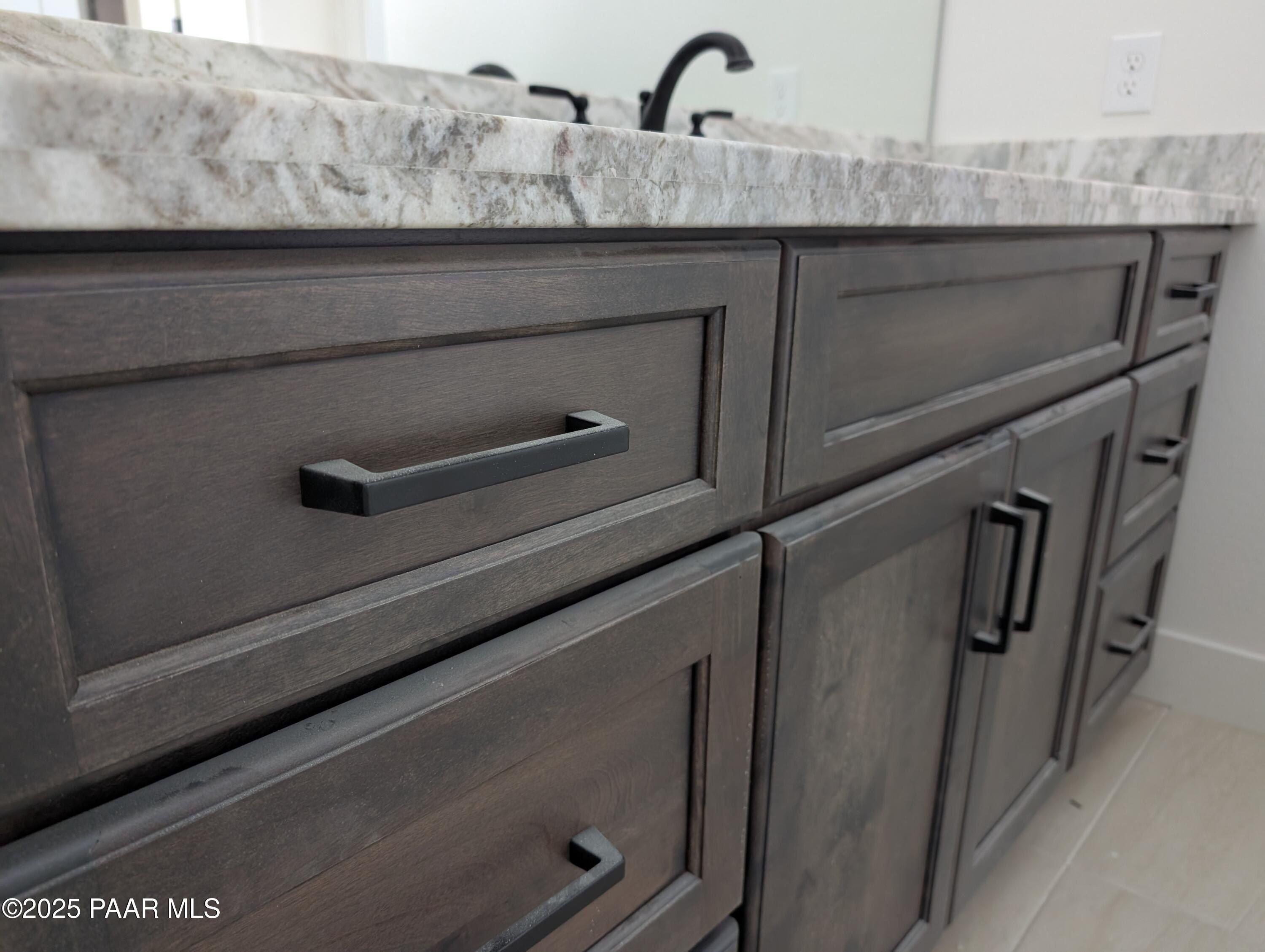 280 Looking Glass Drive. Prescott, AZ 86303